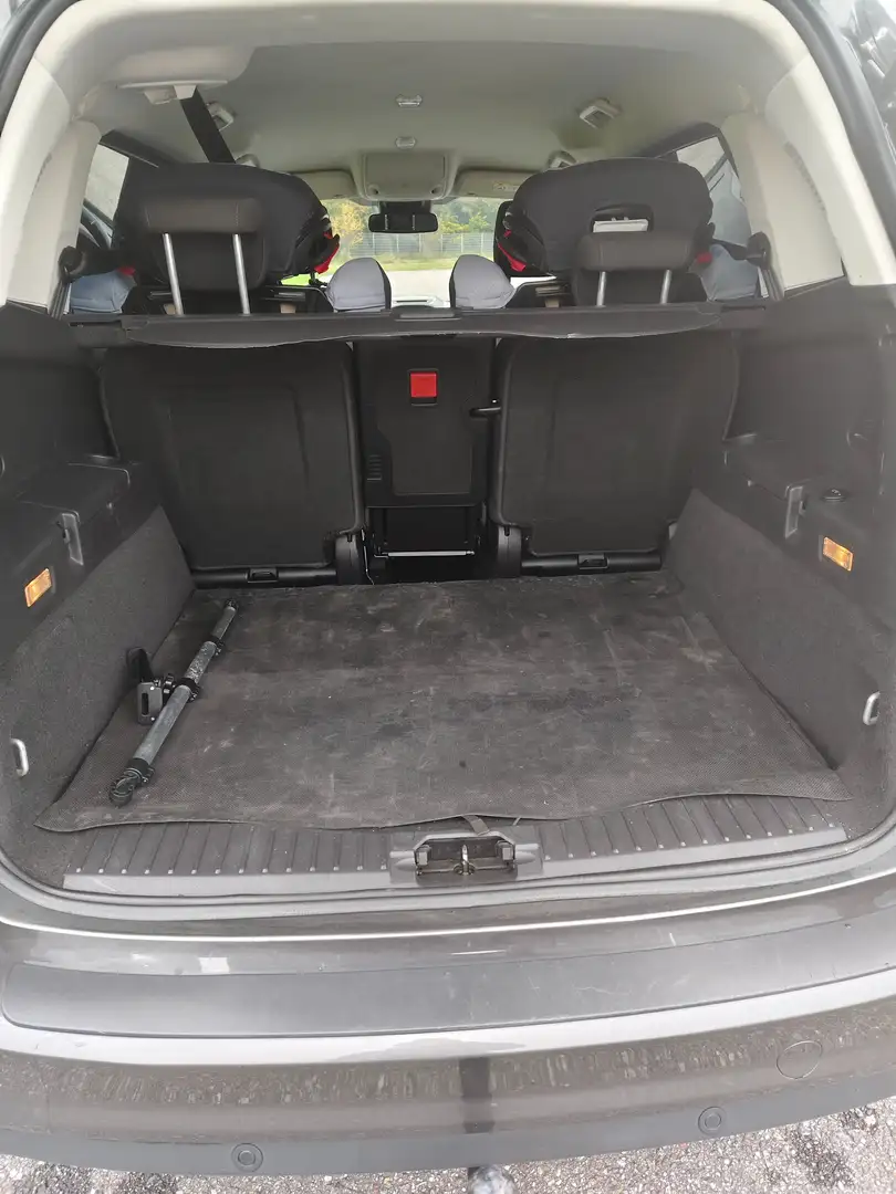 Ford Grand C-Max Grand C-MAX Titanium 1,5 TDCi Titanium Grau - 2