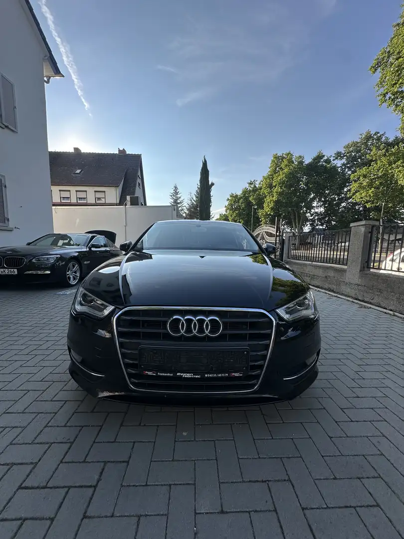 Audi A3 1.6 TDI Attraction - 1