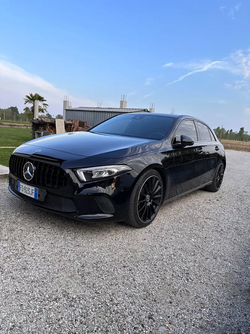 Mercedes-Benz 180 sportivo amg Noir - 1