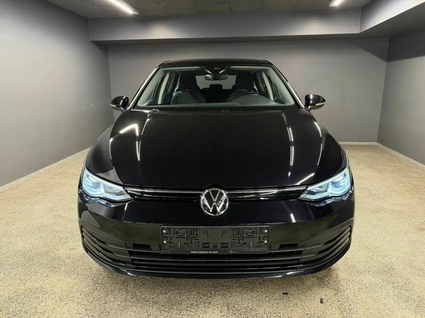 Volkswagen Golf LIFE*ACC*LED*NAVI*VC*PDC V+H*CARPLAY*SOUNDSYS Schwarz - 2