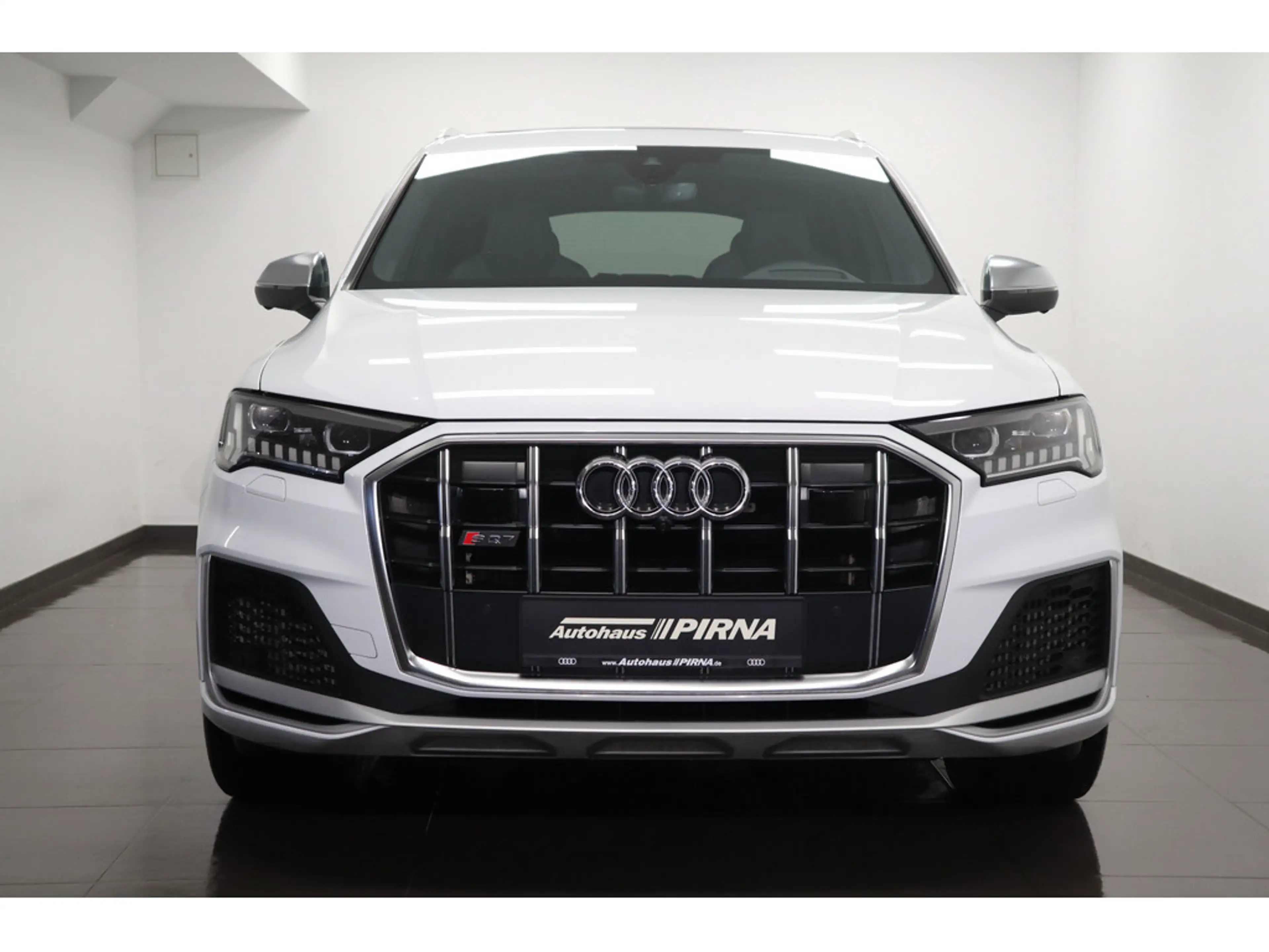 Audi SQ7 4.0 TFSI quattro #Standheizung #B&O #Panorama — photo 4