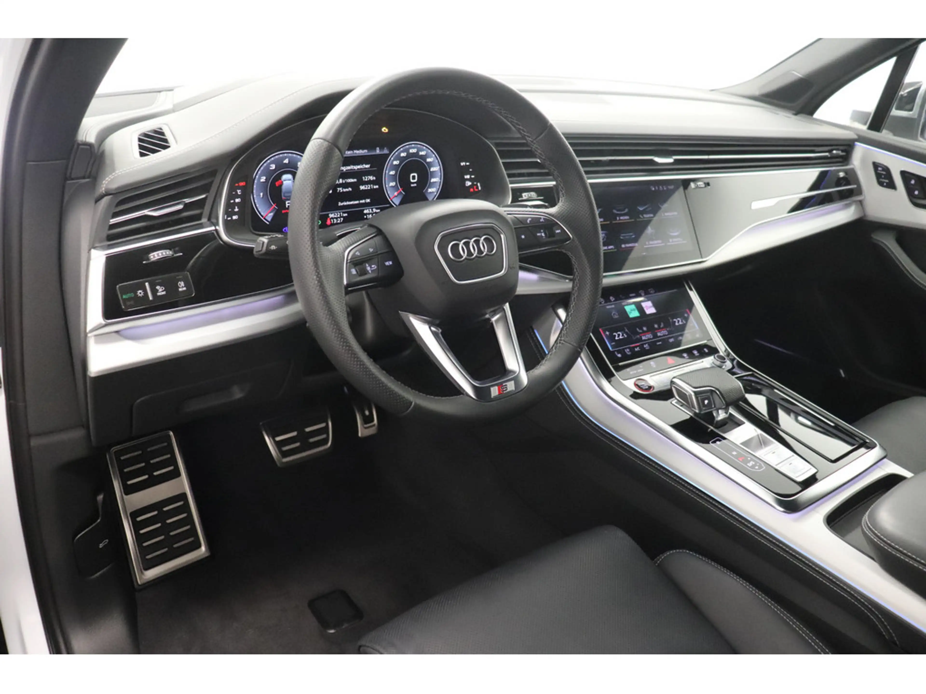 Audi SQ7 4.0 TFSI quattro #Standheizung #B&O #Panorama — photo 14