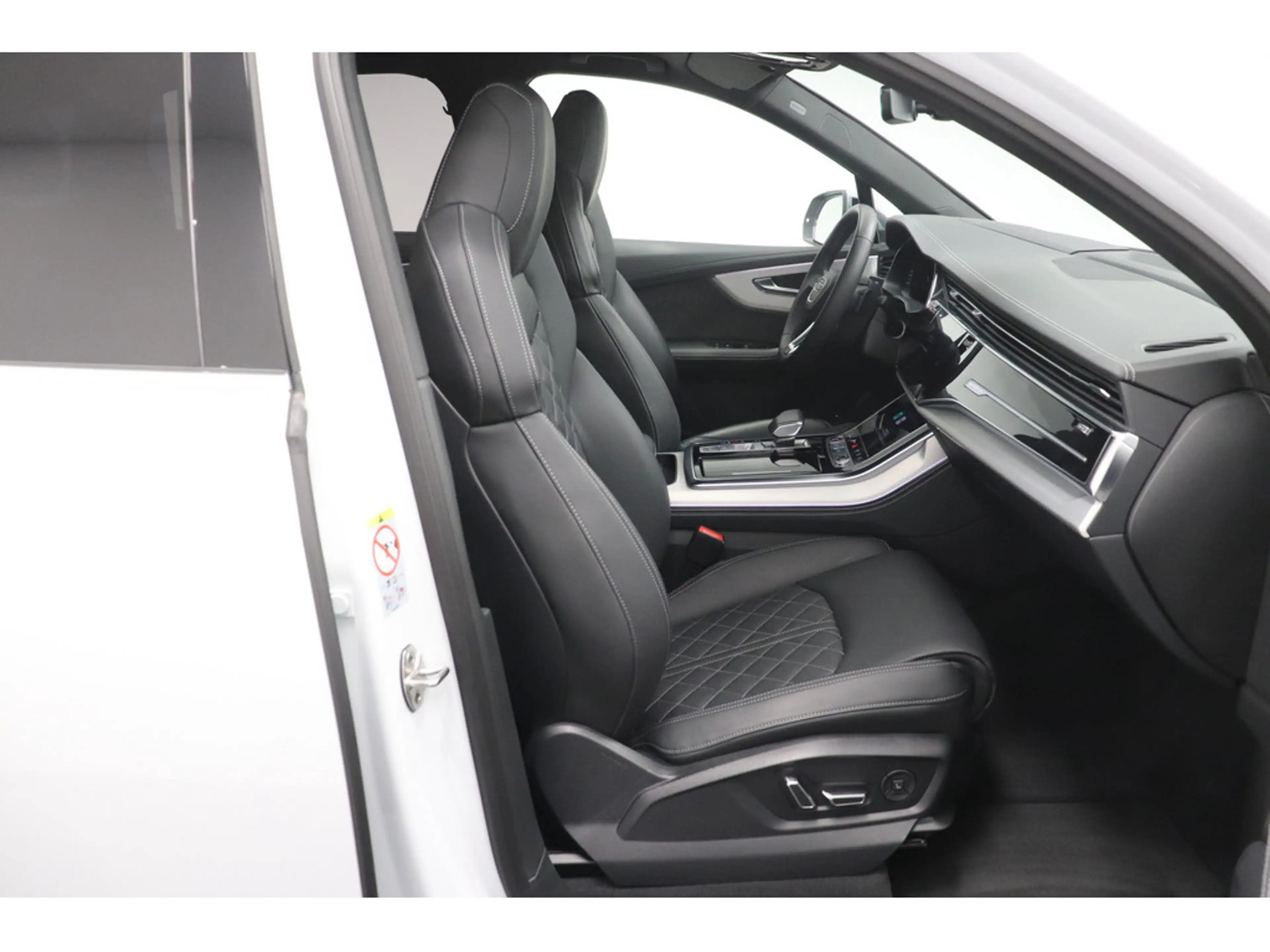Audi SQ7 4.0 TFSI quattro #Standheizung #B&O #Panorama — photo 13