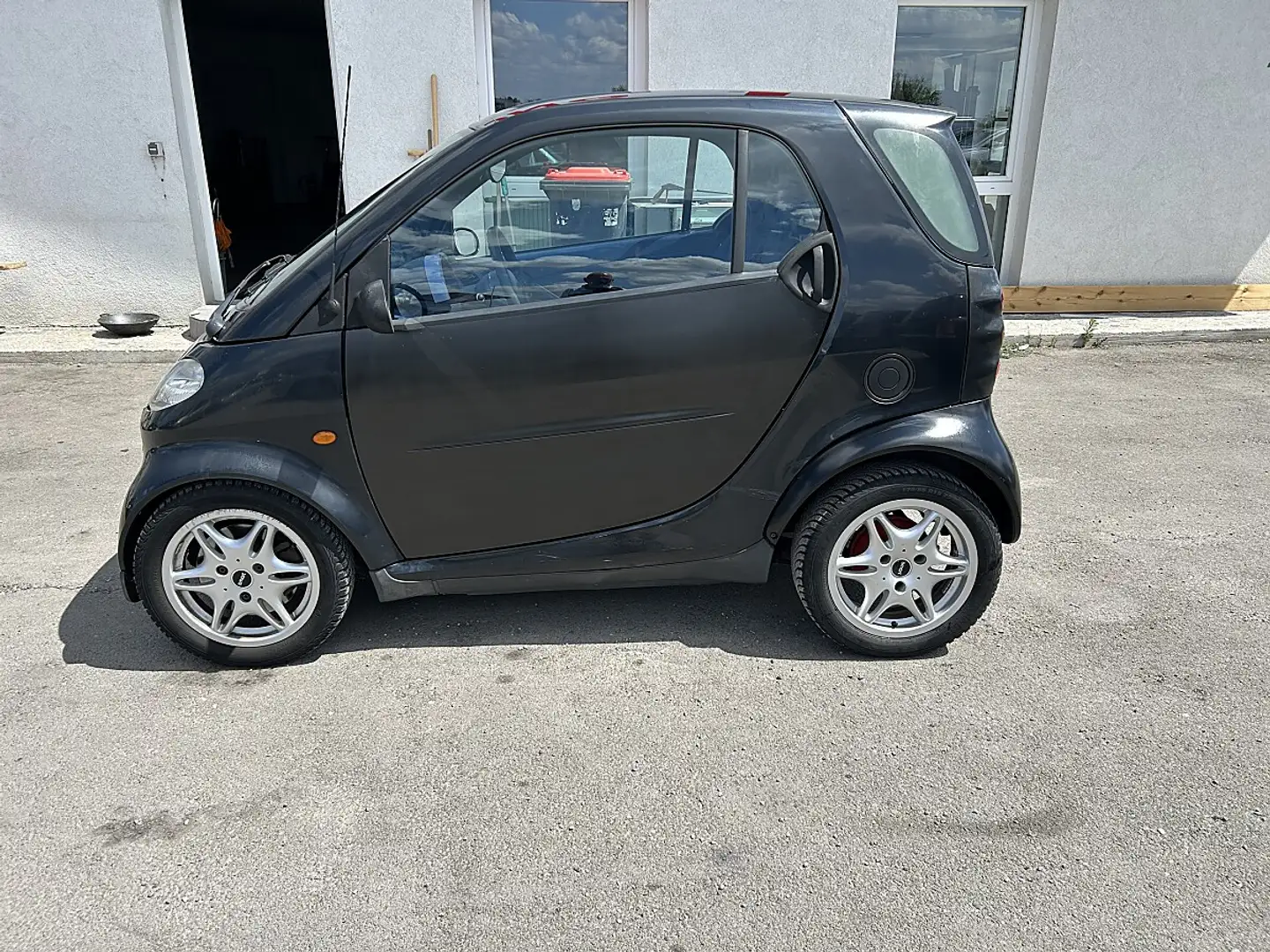 smart forTwo Smart fortwo Schwarz - 2
