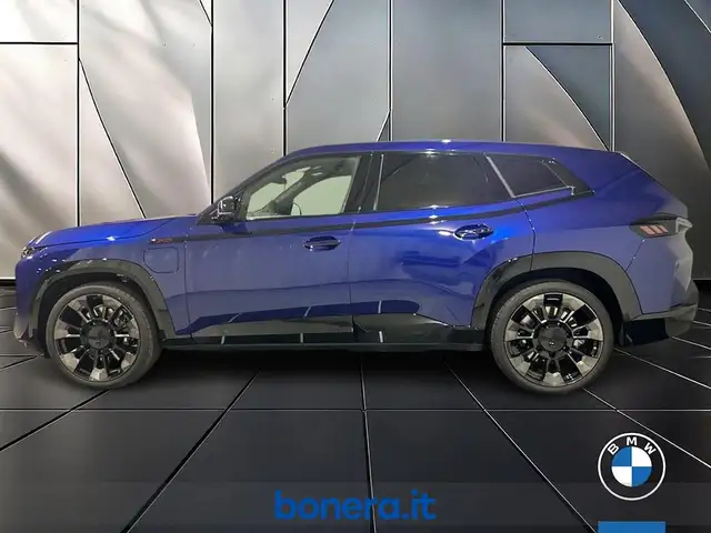 BMW XM view 8