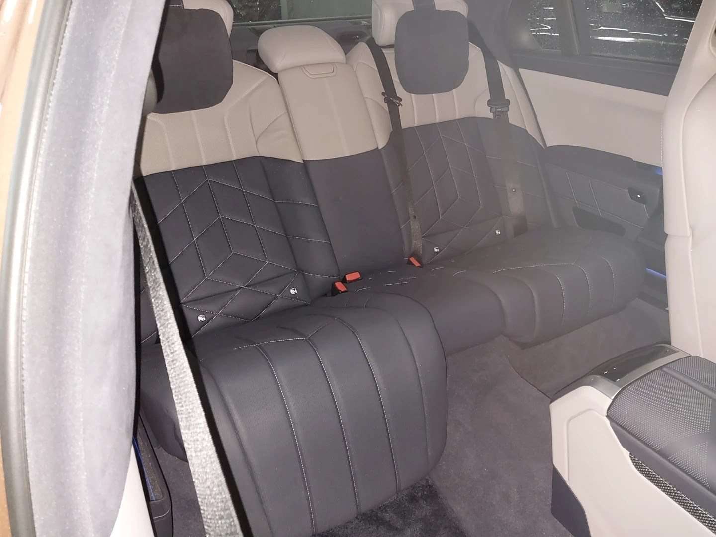 BMW I7 M70 XDrive -  - Joinsteer - #5