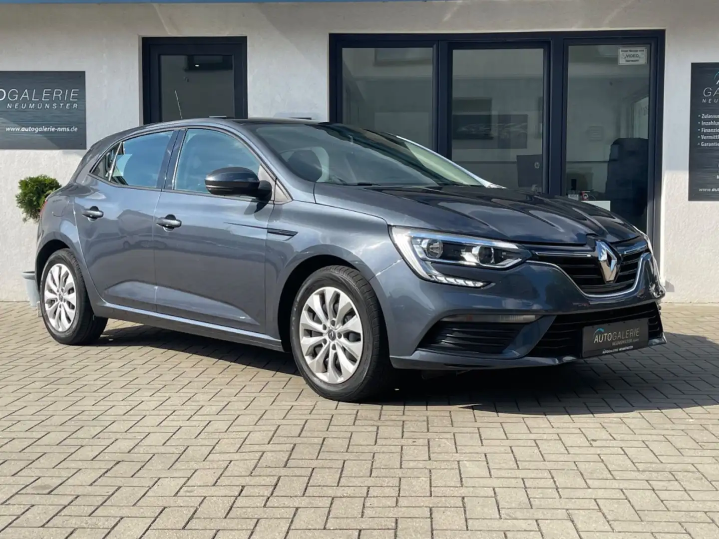 Renault Megane IV Grandtour Limit.°AHK°Bi-Xe°2ZKlima°SHZ Grau - 2