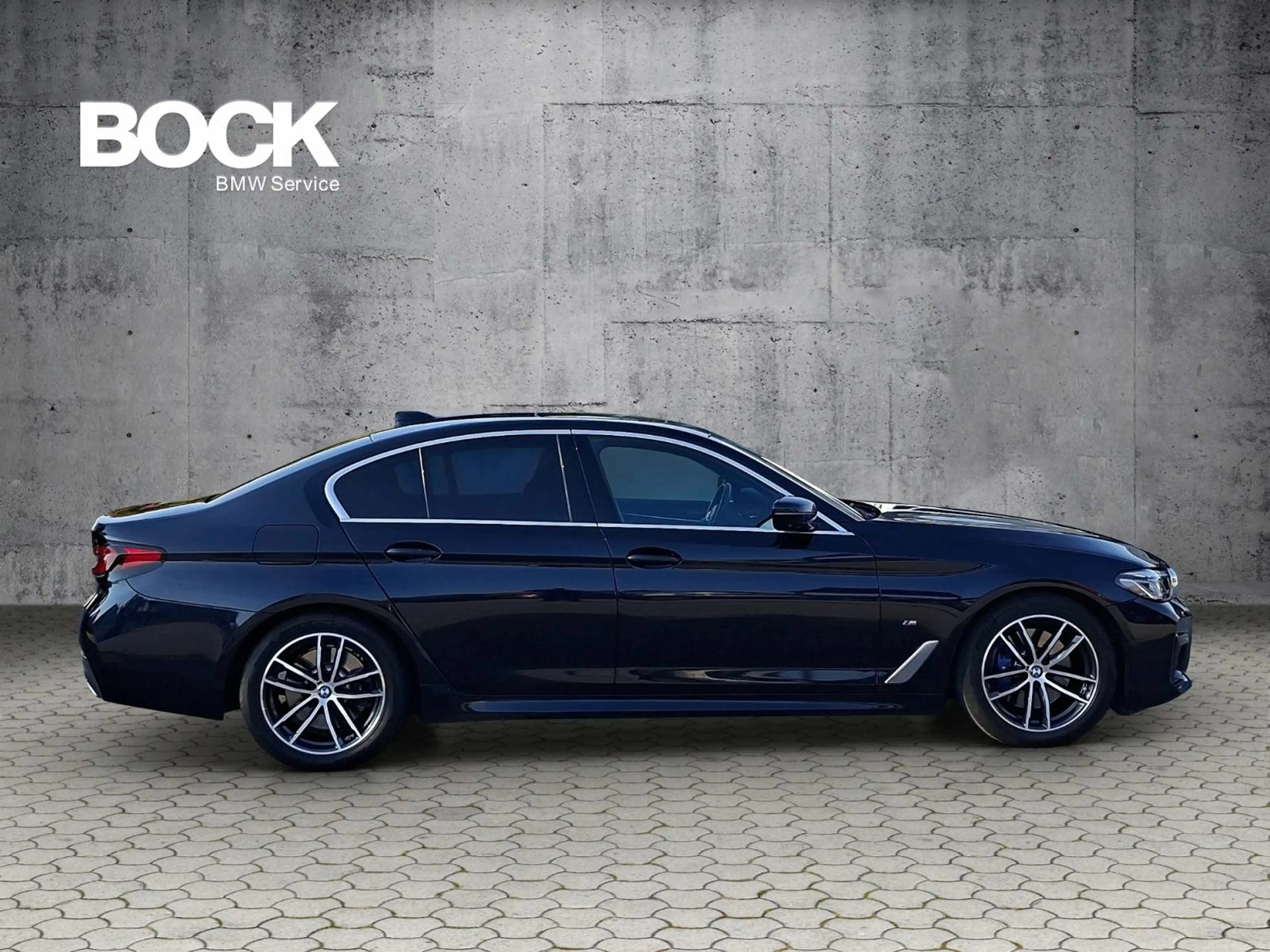BMW 520 i M-Sportpaket/Head-Up/Komfortsitze — photo 7