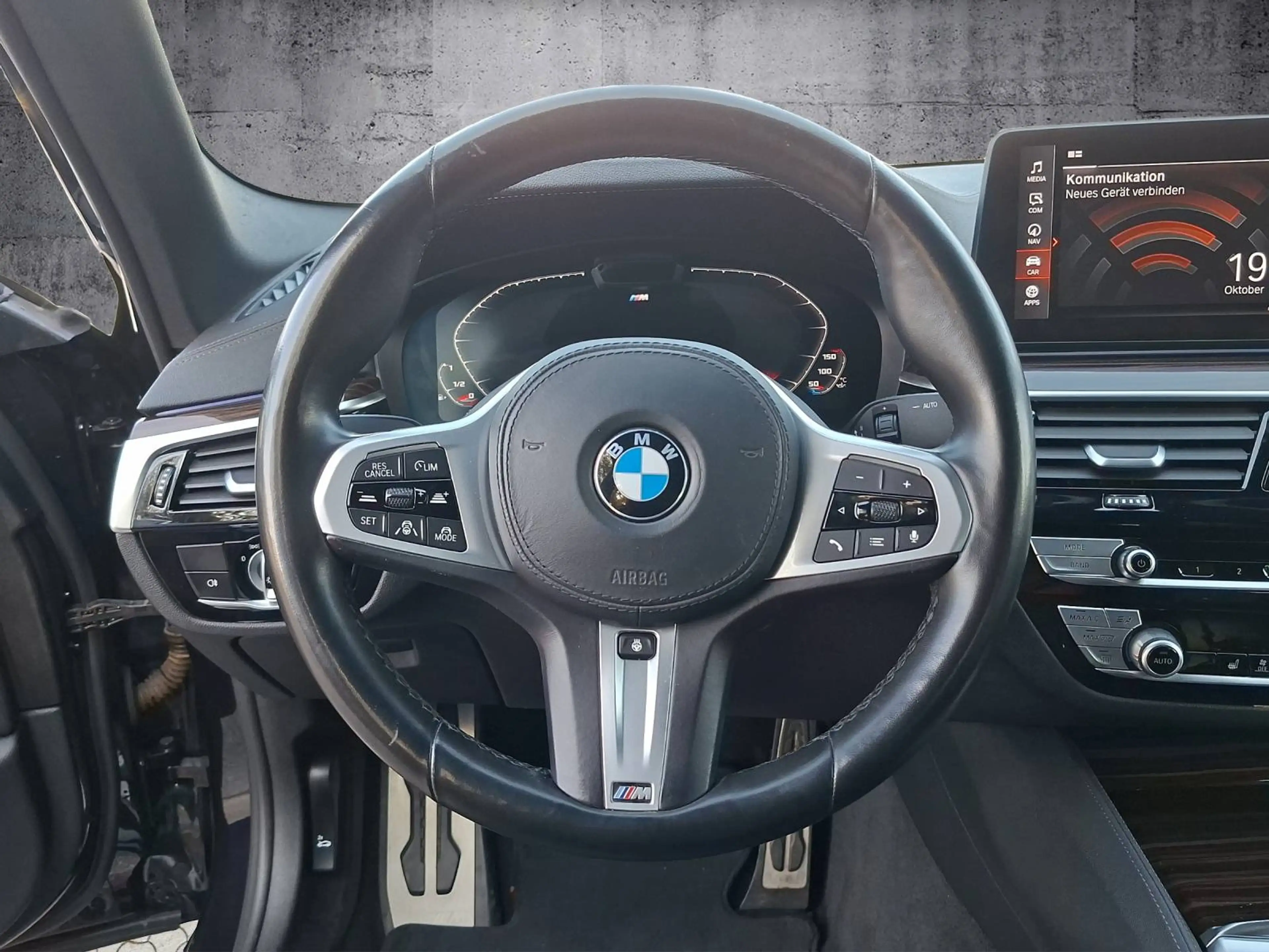 BMW 520 i M-Sportpaket/Head-Up/Komfortsitze — photo 12