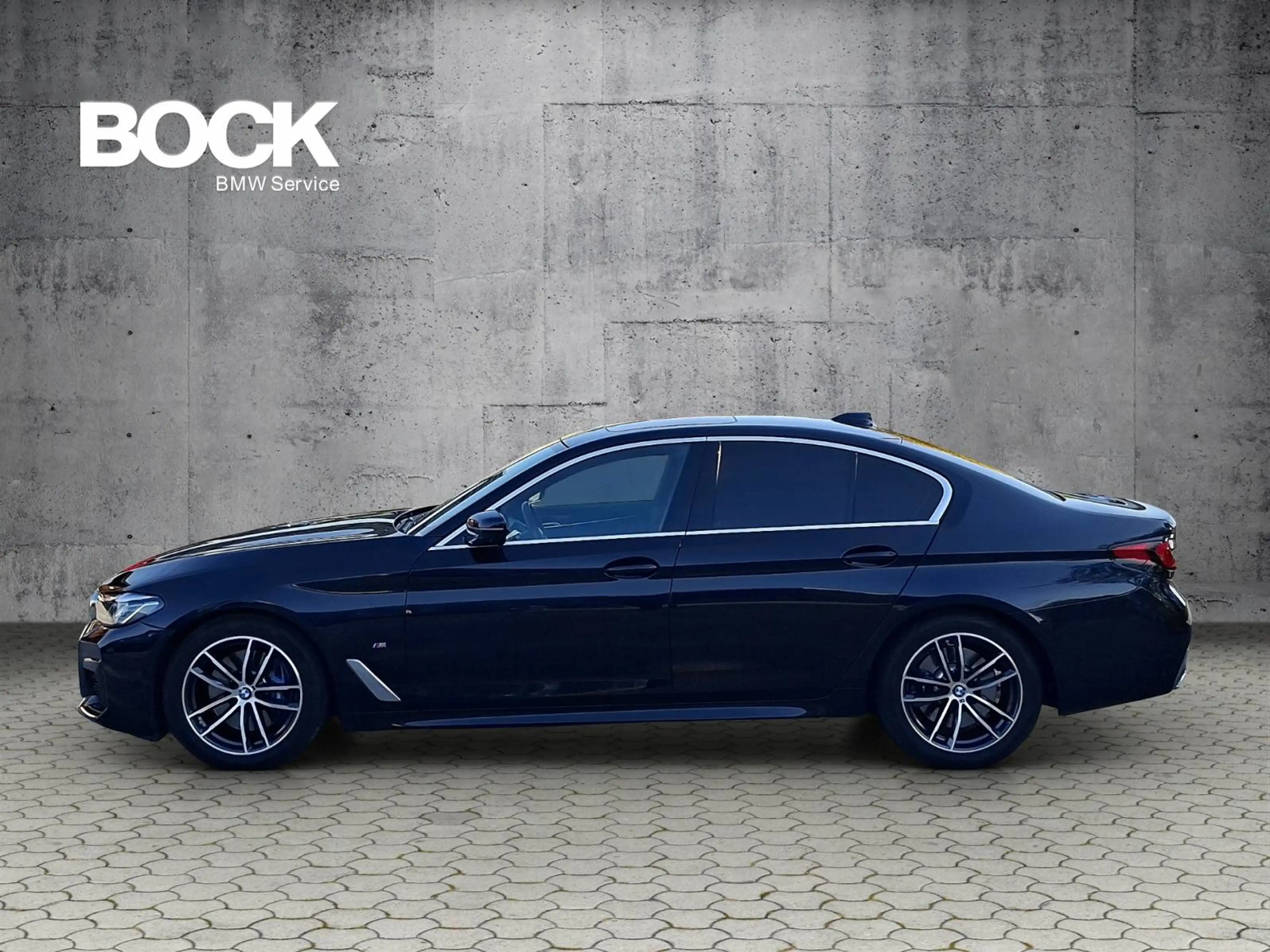 BMW 520 i M-Sportpaket/Head-Up/Komfortsitze — photo 3