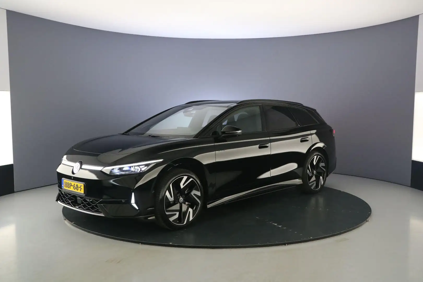 Volkswagen ID.7 Tourer GTX Business 340pk Automaat Trekhaak, Panor Noir - 1