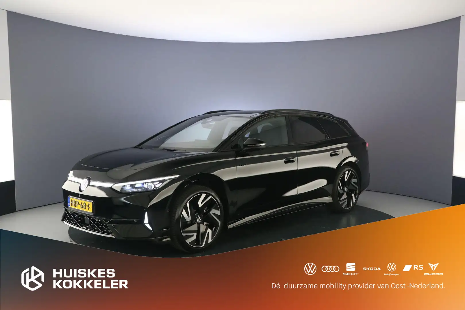Volkswagen ID.7 Tourer GTX Business 340pk Automaat Trekhaak, Panor Zwart - 1