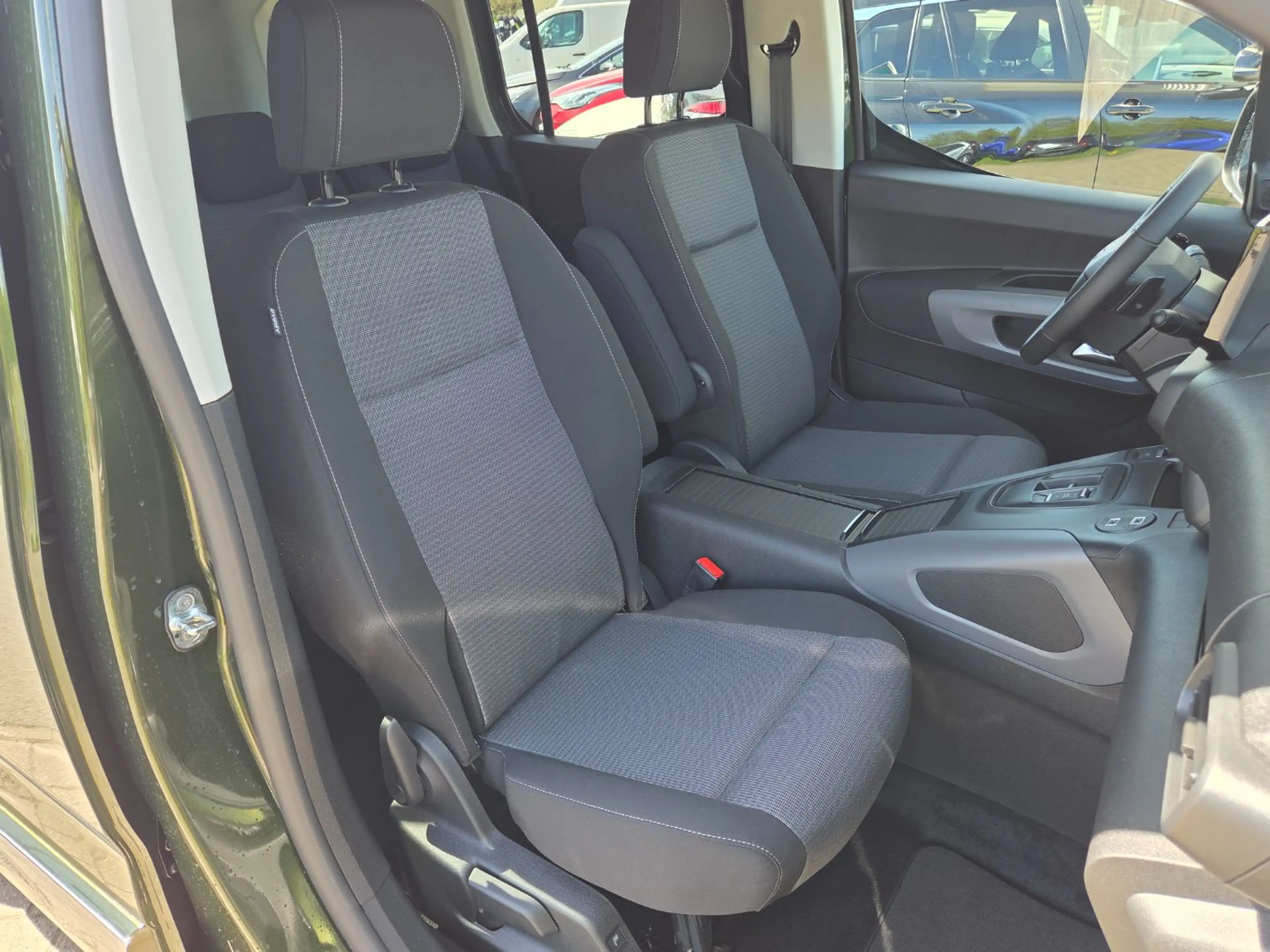 Toyota Proace City Verso 1.5 D L2 Teamplayer Mobil Rollstuhlgerecht — photo 14
