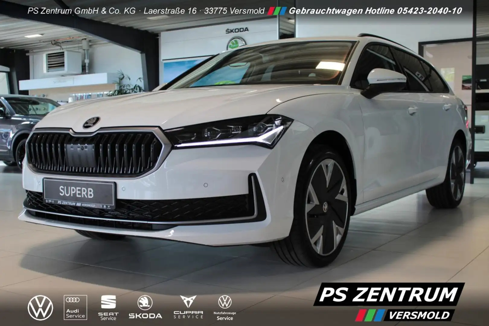 Skoda Superb Combi 2.0 TDI DSG Selection NEU.Modell Matr Weiß - 1