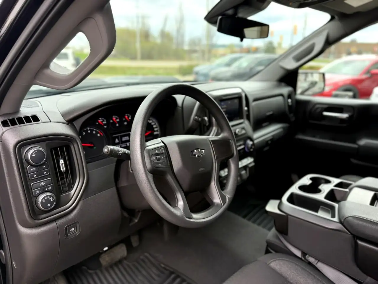 Chevrolet Silverado 1500 снимка Chevrolet Silverado 1500