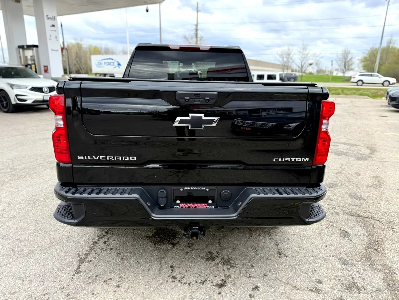 Chevrolet Silverado 1500 снимка Chevrolet Silverado 1500