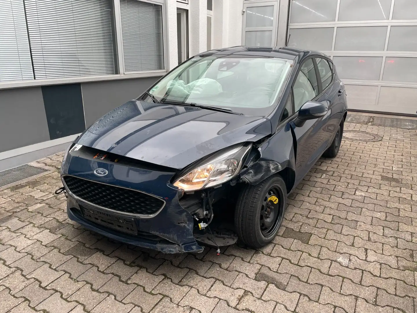 Ford Fiesta Cool & Connect*ERSTE HAND*KLIMA* Bleu - 1
