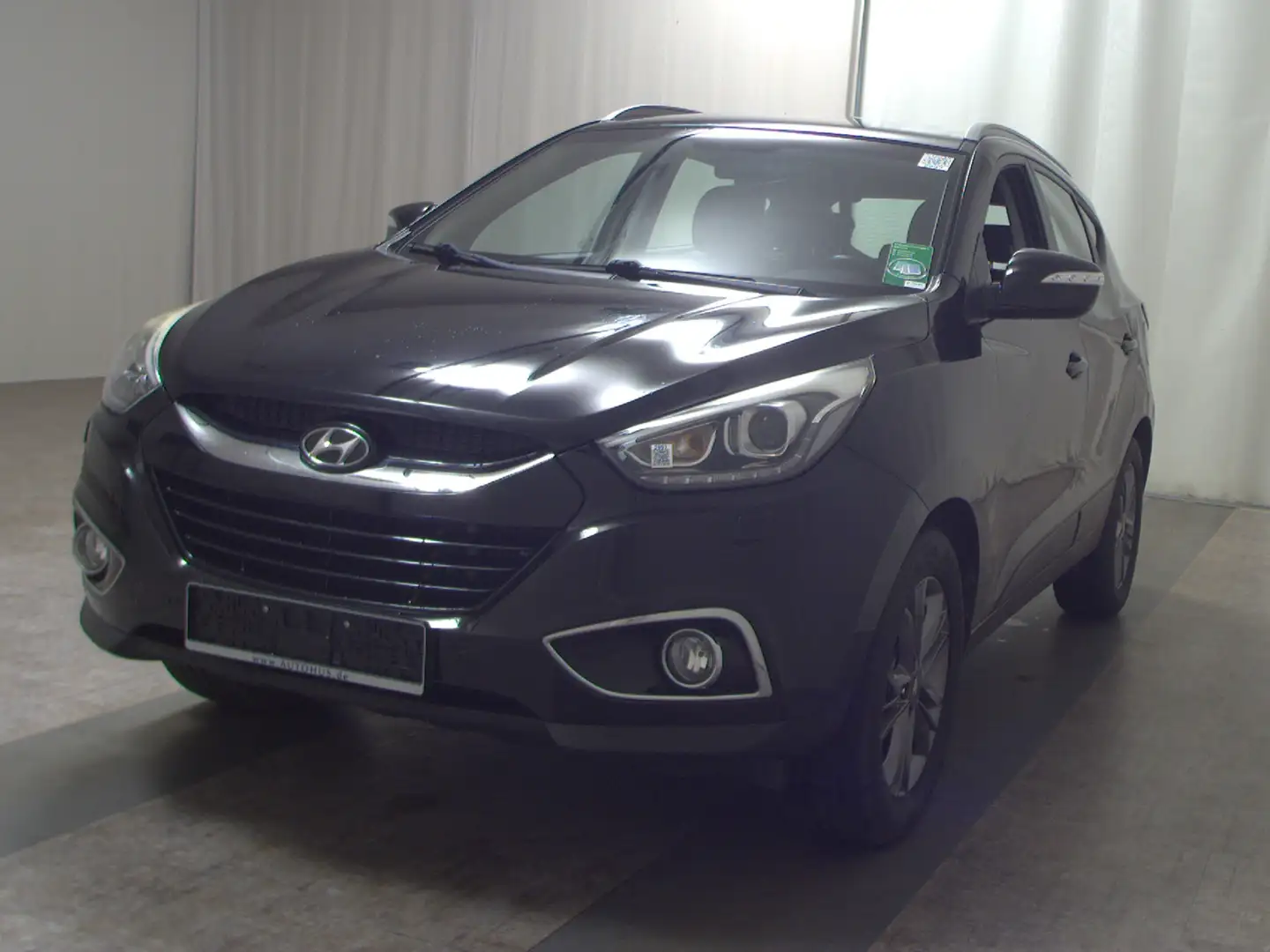 Hyundai iX35 2.0 CRDI Trend AHK Navi Xenon BiXenon Schwarz - 2