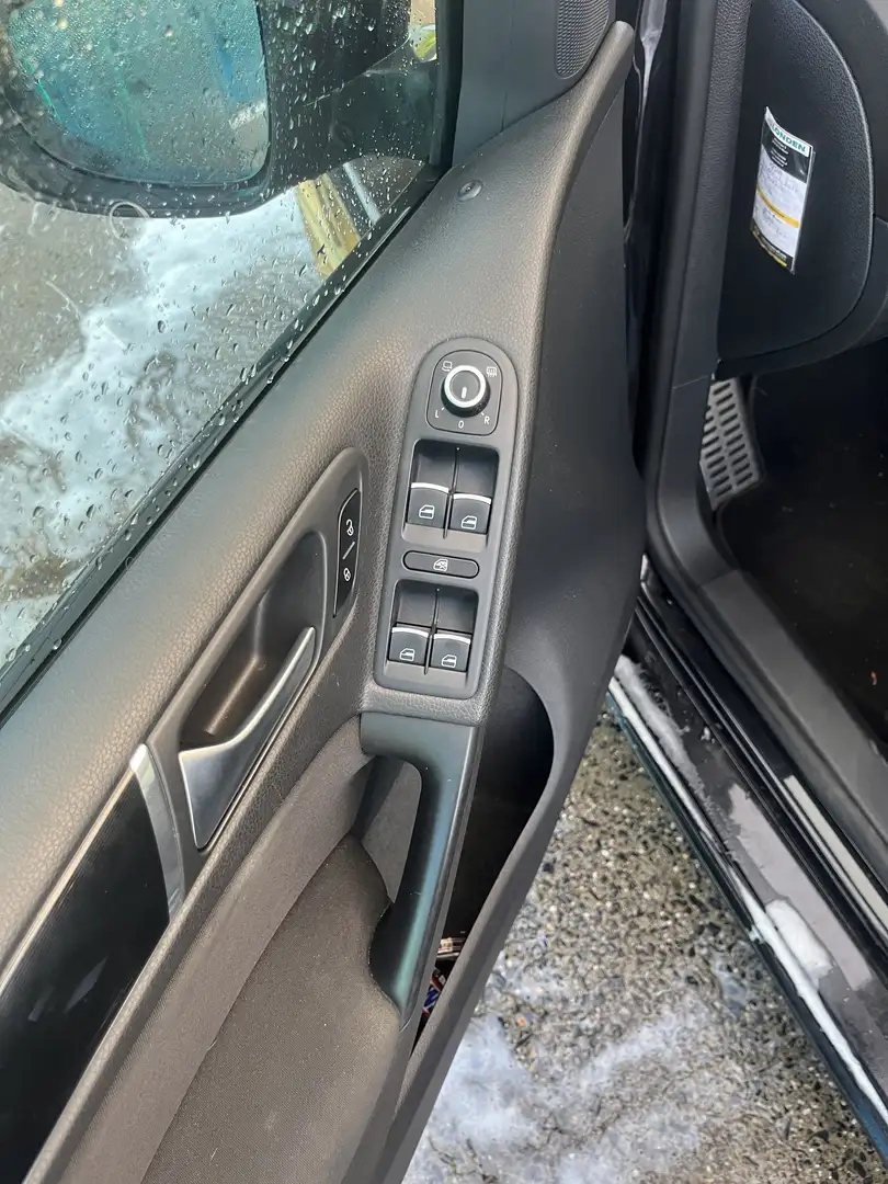 Volkswagen Golf GTI 2.0 TSI DSG - 2