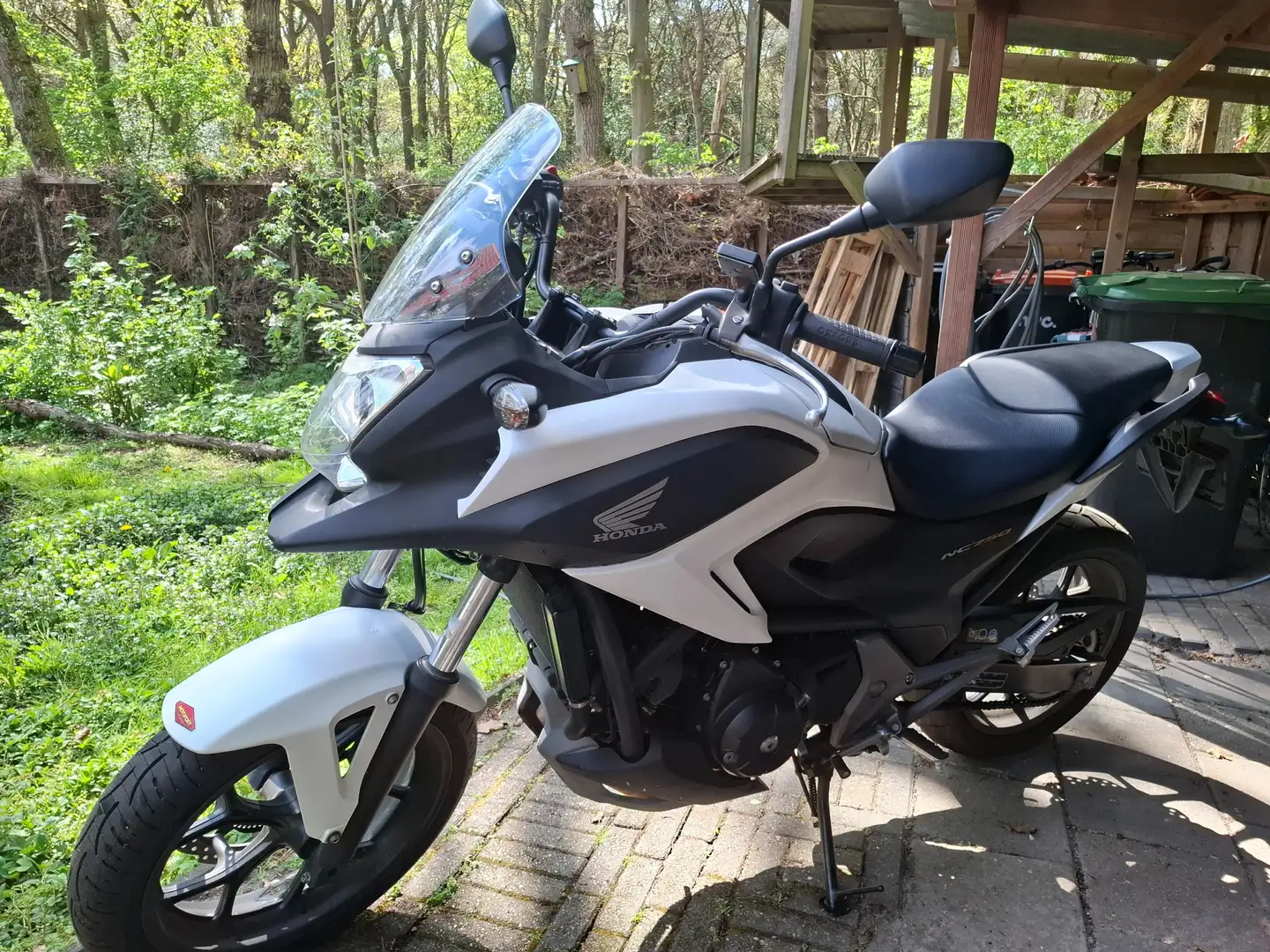 Honda NC 750 Adventure Bílá - 1