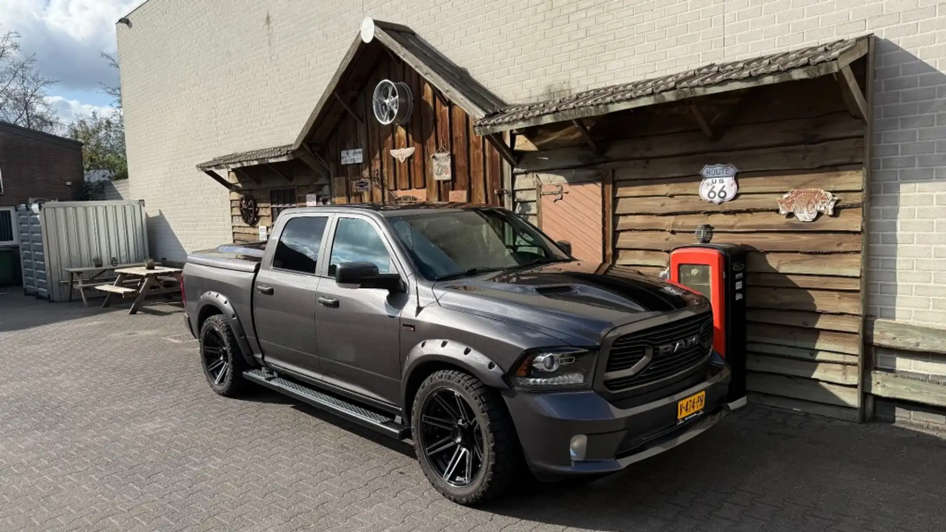 Dodge RAM 1500, Super dikke uitvoering en nieuwstaat Grijs - 2