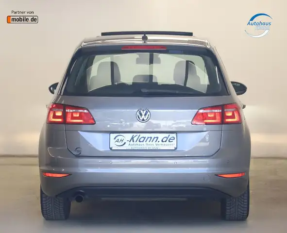 Volkswagen Golf view 7