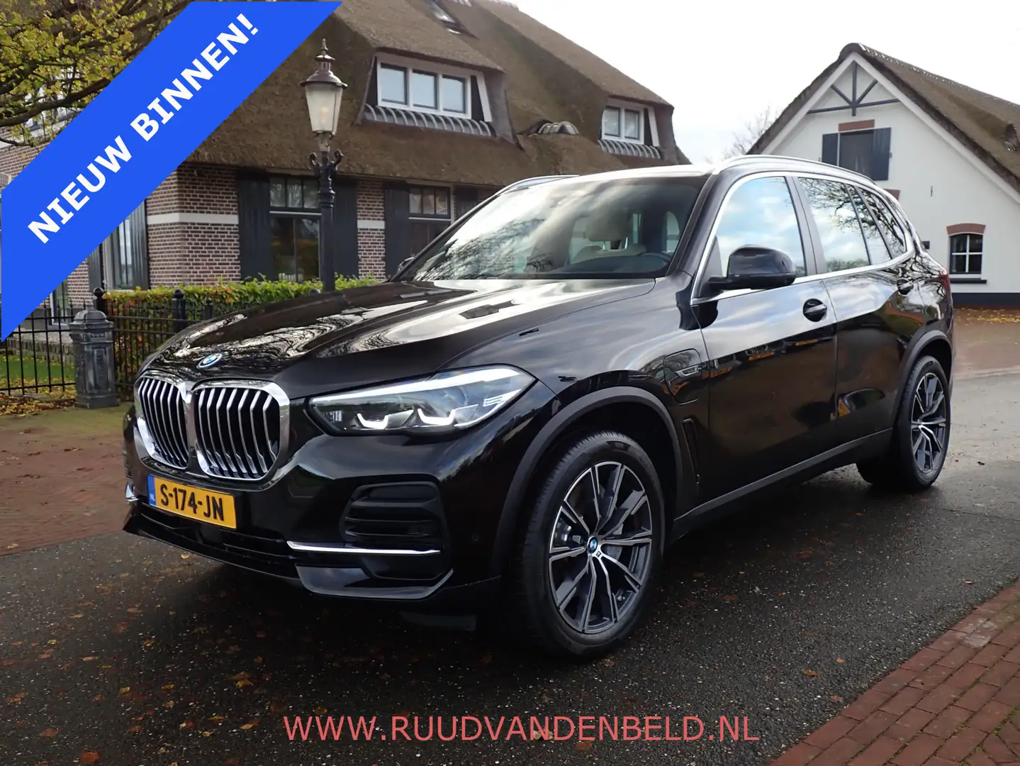 BMW X5 45E X-DRIVE HIGH EXE ACC+CO-PILOT/360*CAMERA/HEADU Schwarz - 1