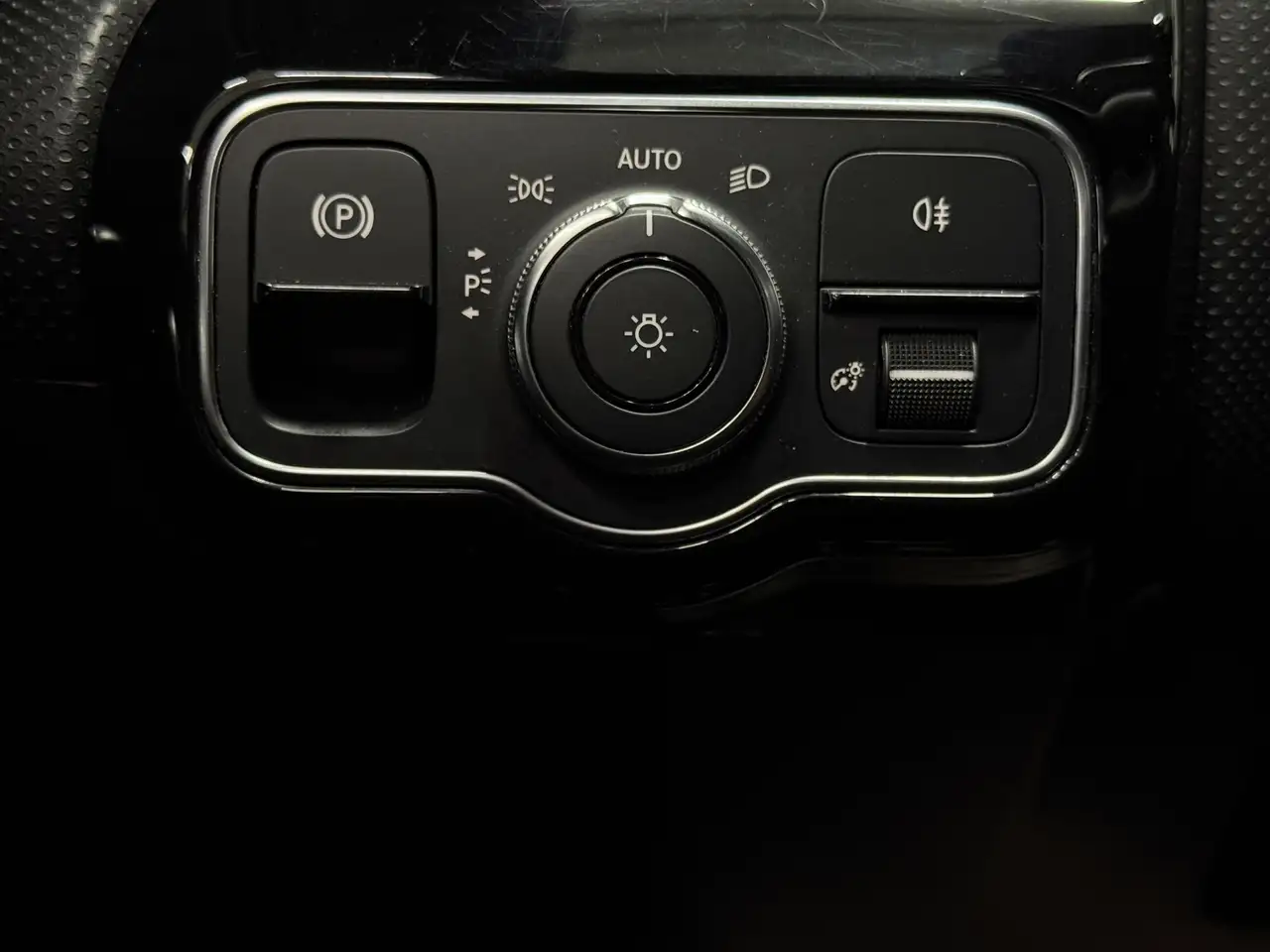 Mercedes-Benz A-Class Business Solution AMG MBUX LED Camera Crui, миниатюра 16