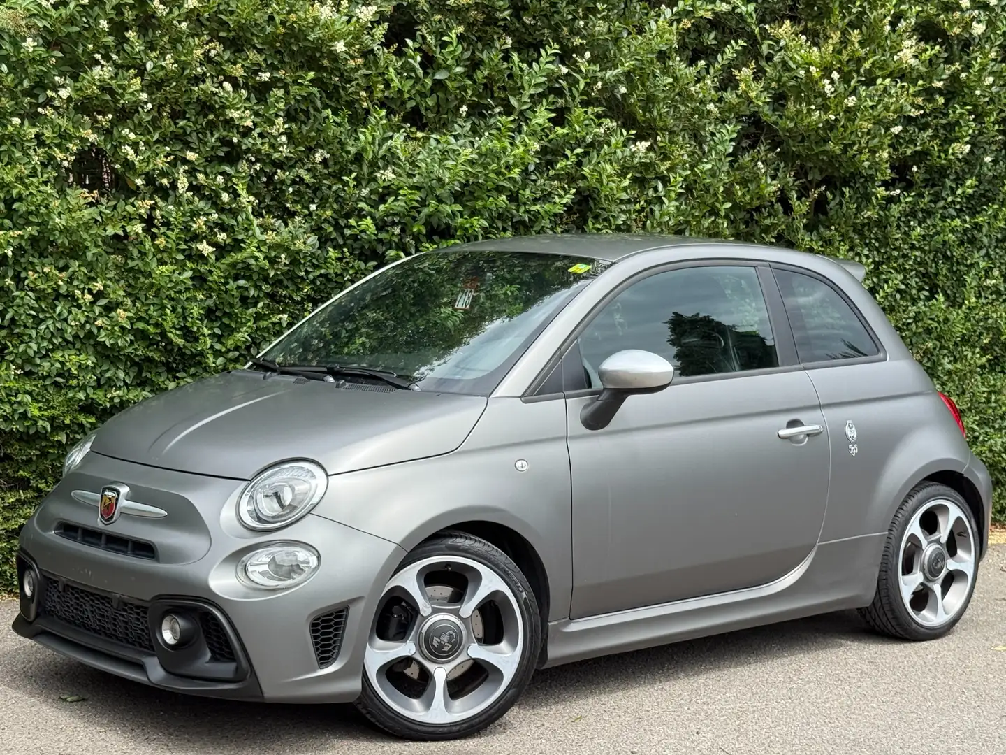 Abarth 595 Turismo 1.4 T-Jet+BOITE AUTO+NAVI+CARPLAY+CUIR+JANTES+E6DT Grijs - 1