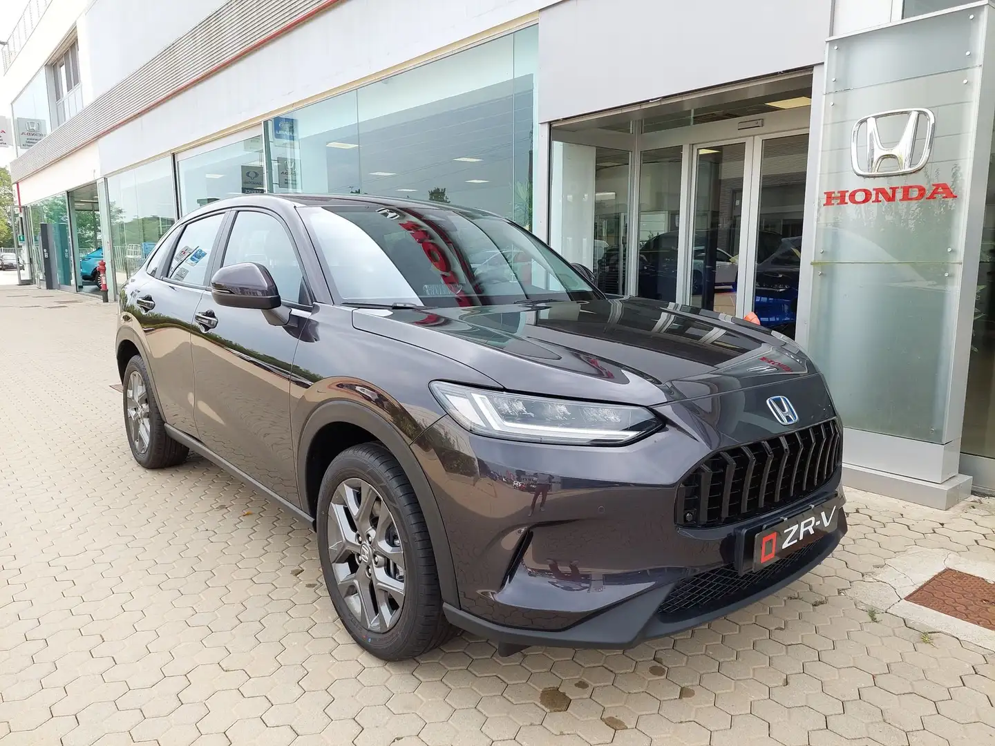 Honda ZR-V 2.0 Hev eCVT Elegance *NUOVA DA IMMATRICOLARE* Grijs - 1