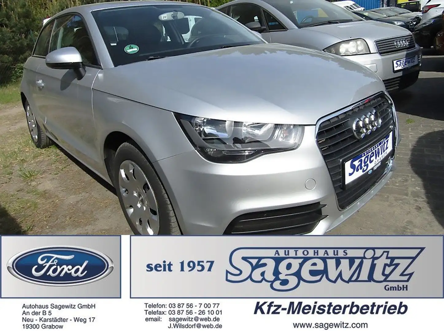 Audi A1 1.2 Attraction SHZ Argent - 1