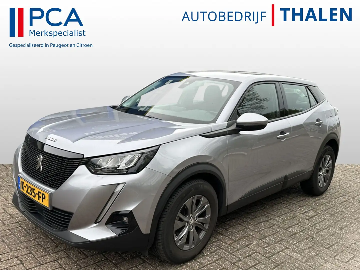 Peugeot 2008 130 pk trekhaak 1.2 PureTech Active Grijs - 1