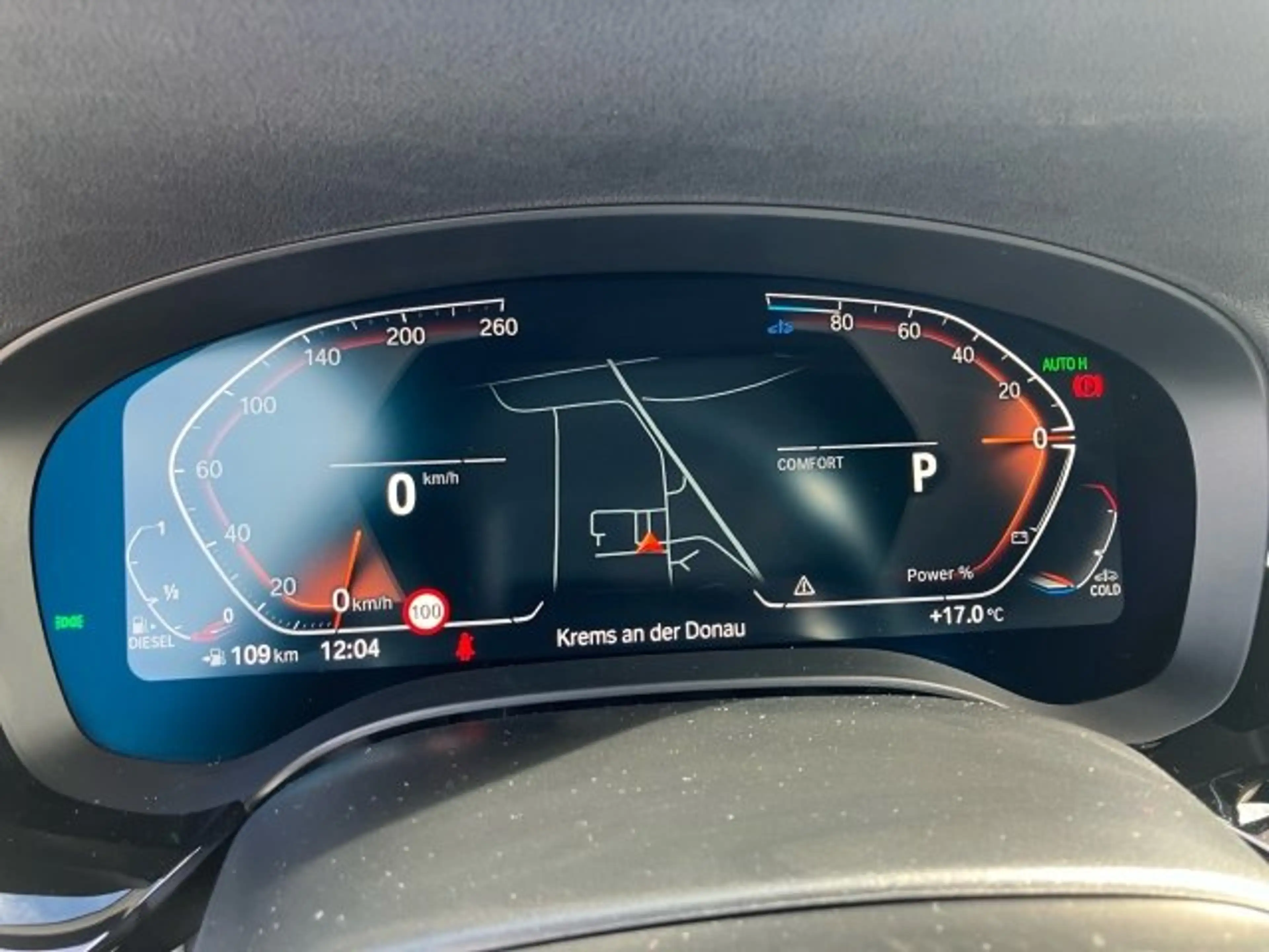 BMW 520 d Touring G31 B47 — photo 10