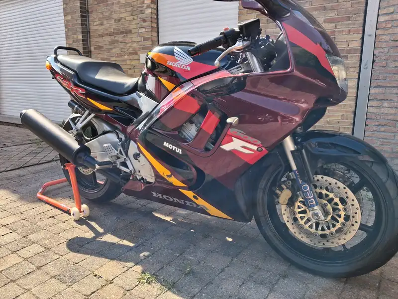 Honda CBR 600 RR