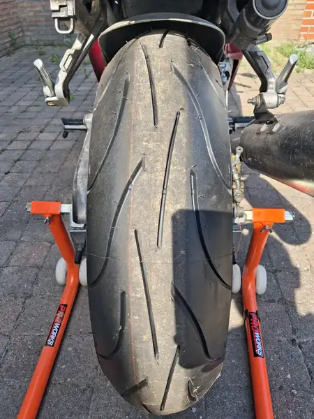 Honda CBR 600 RR - foto 7