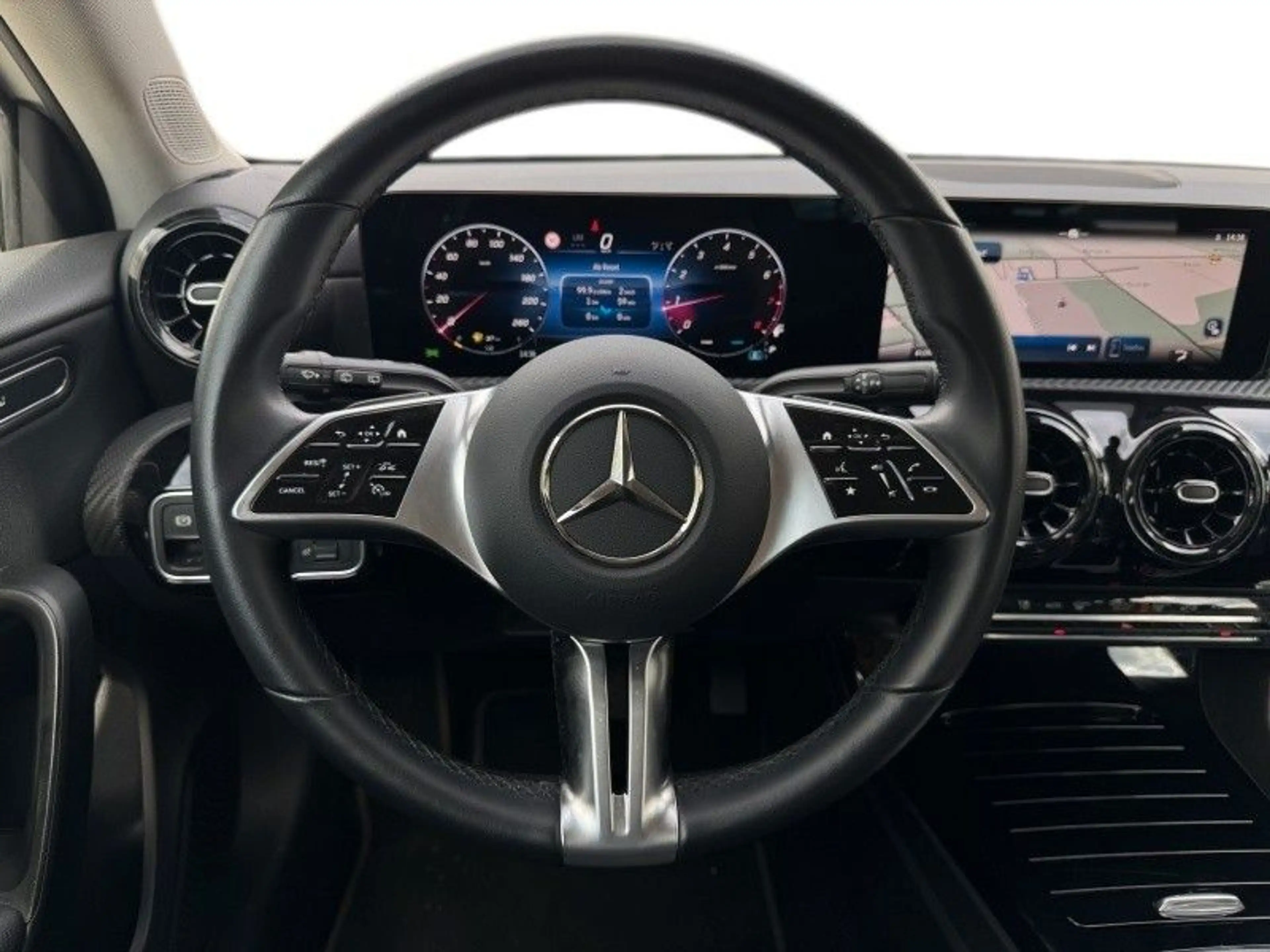 Mercedes-Benz A 200 A A 200 — photo 13