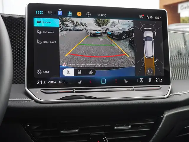 Volkswagen Passat view 12