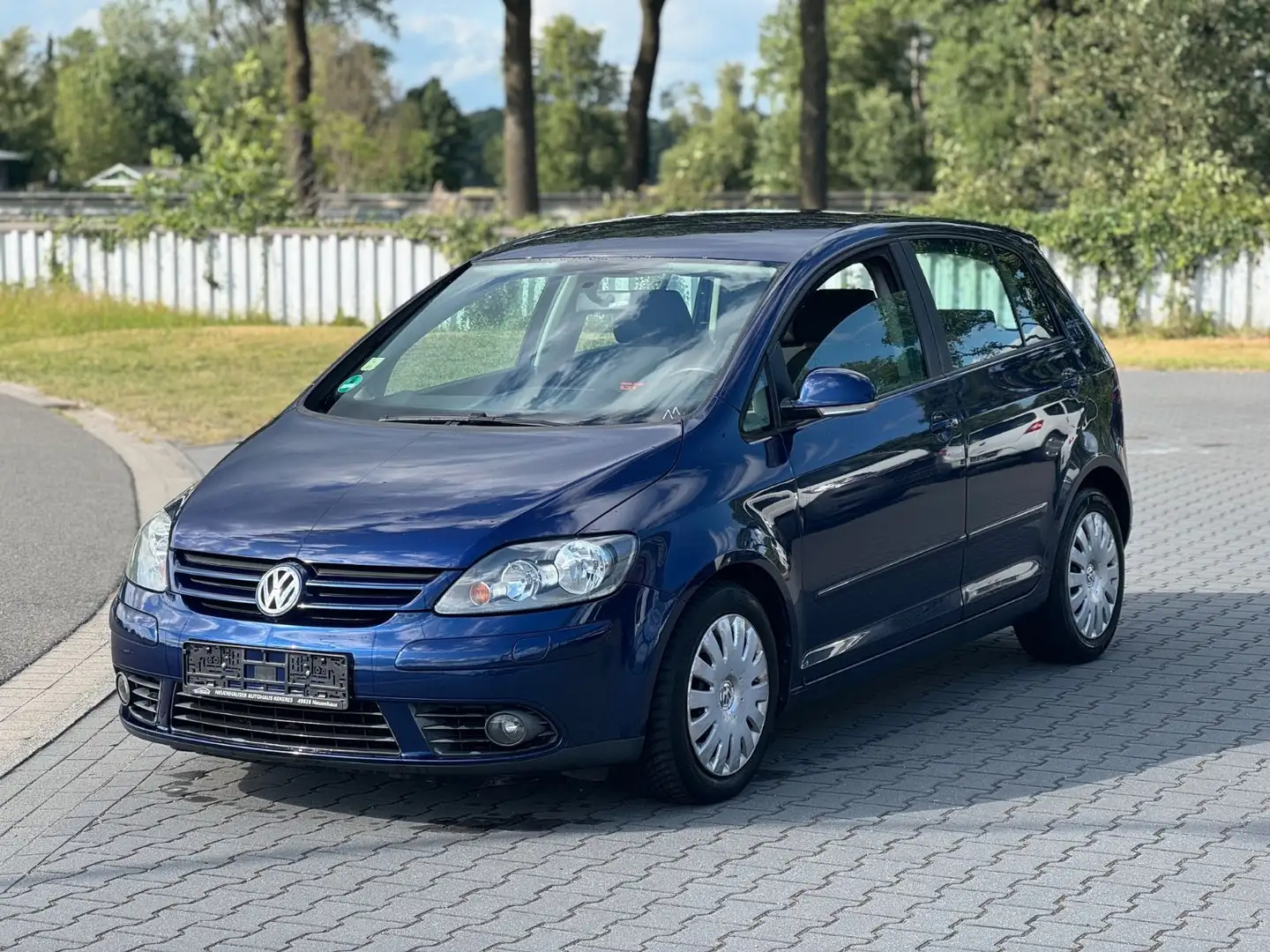 Volkswagen Golf Plus V Goal 1.9 TDI Klimaautomatik Sitzheiz Bleu - 1