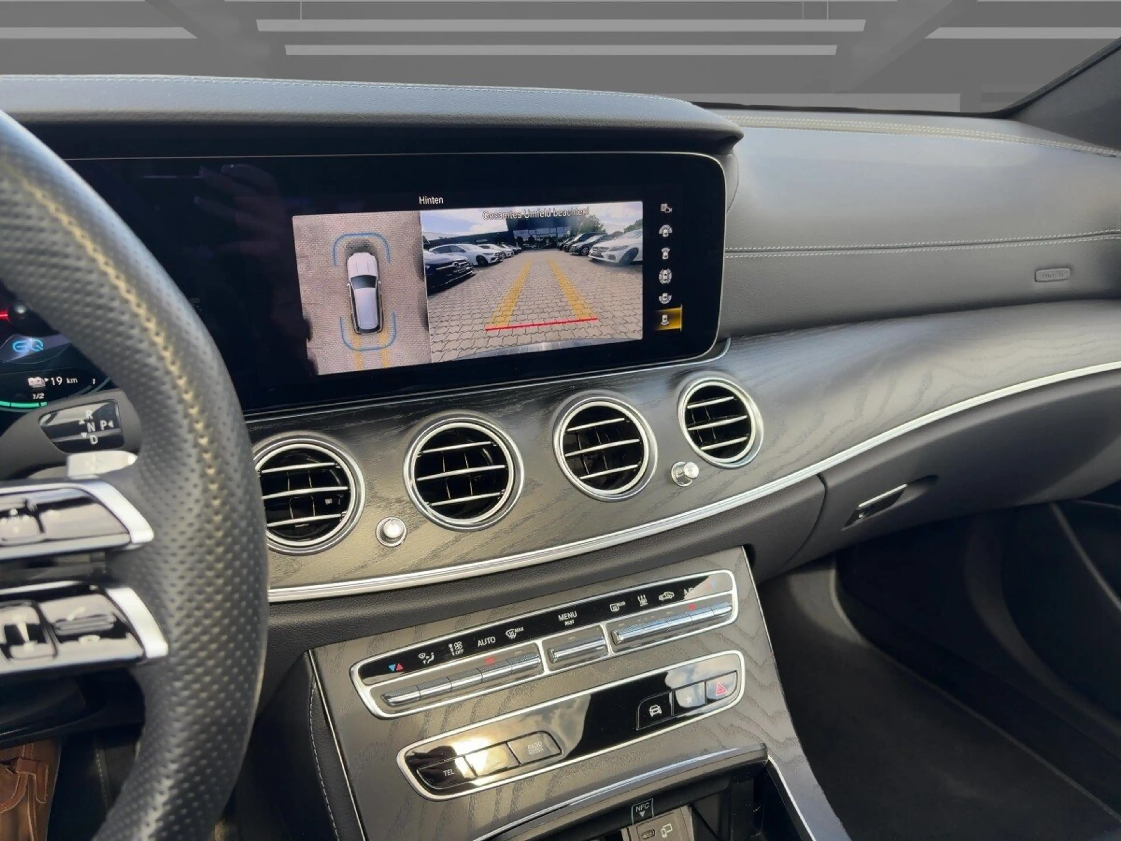 Mercedes-Benz E 300 E 300 e T AMG+PANO+DISTRO+360+BURM+HUD+NIGHT+LED — photo 15