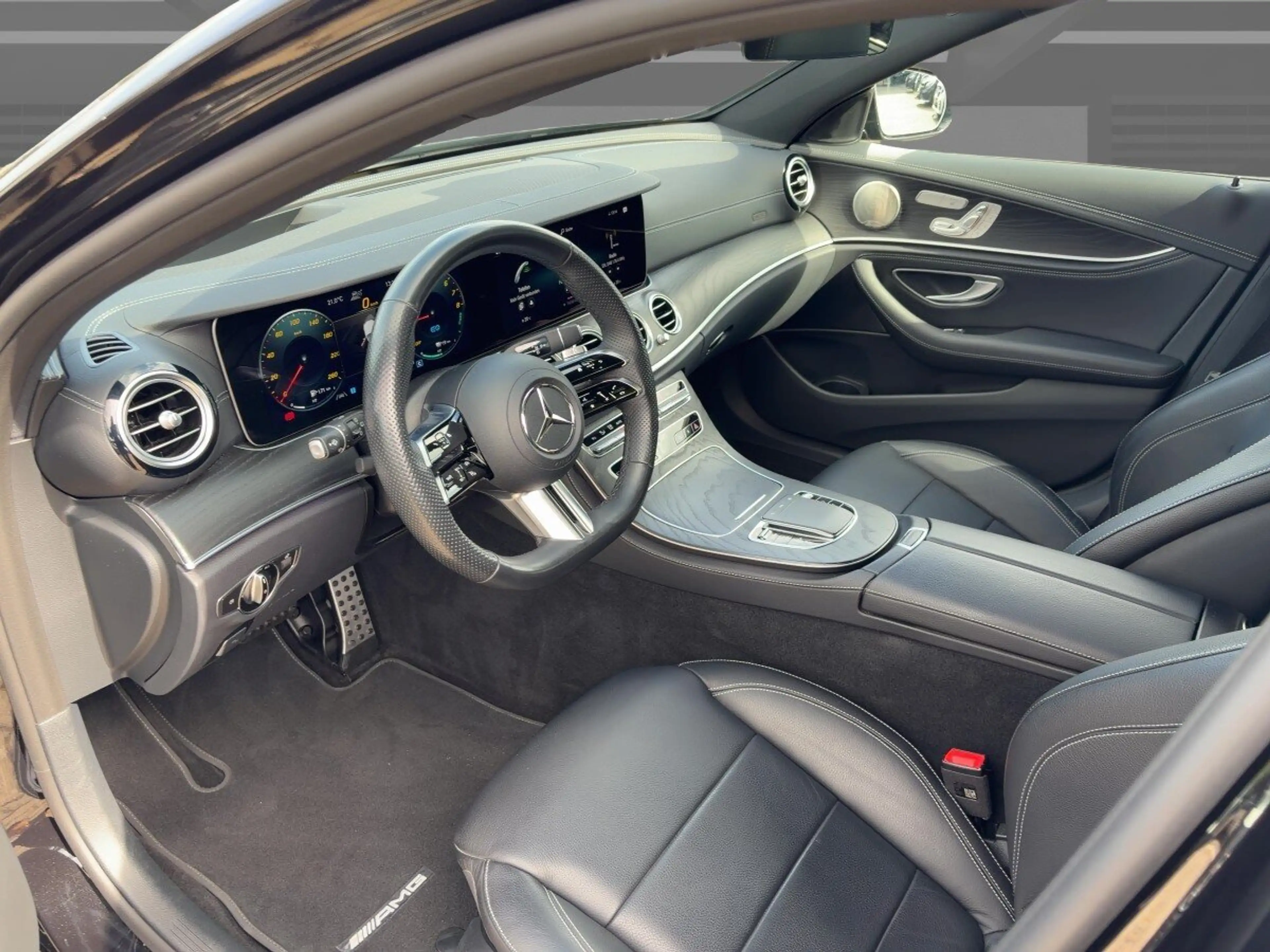 Mercedes-Benz E 300 E 300 e T AMG+PANO+DISTRO+360+BURM+HUD+NIGHT+LED — photo 6
