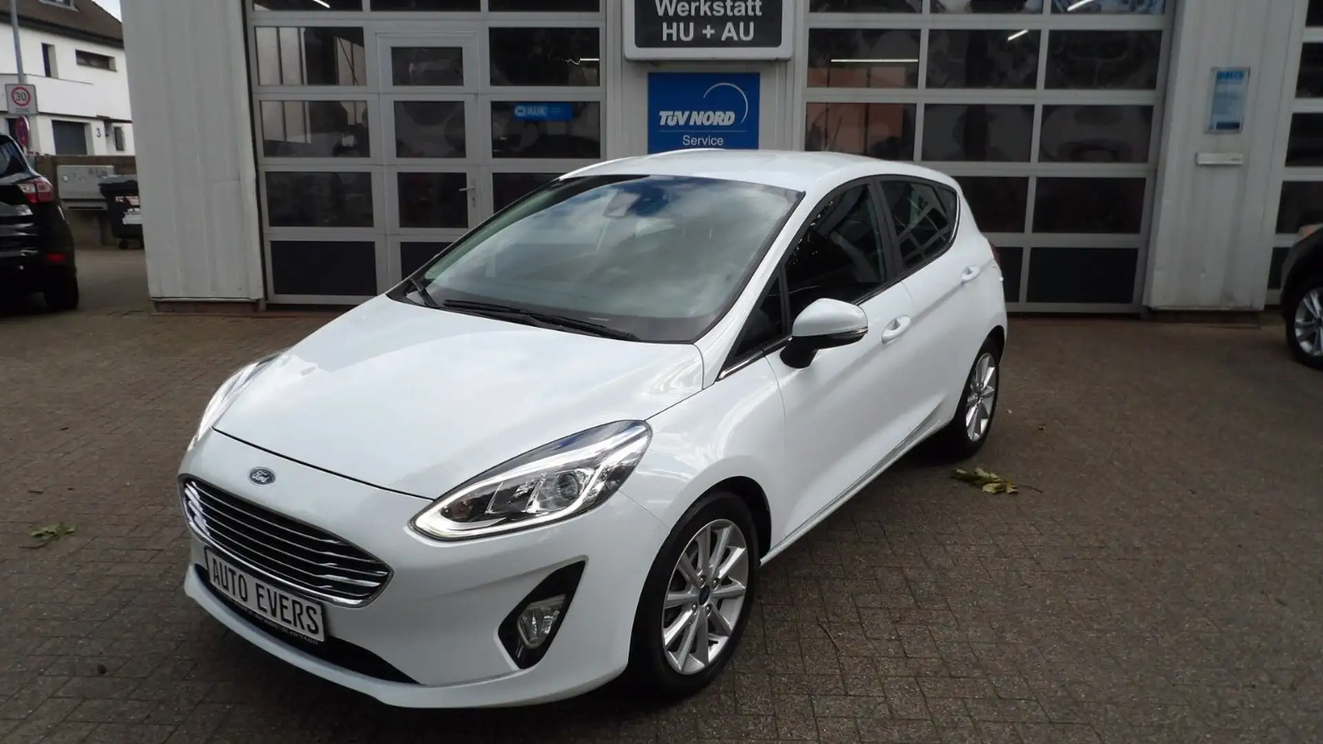 Ford Fiesta Titanium*SHZ*GRA* Weiß - 1
