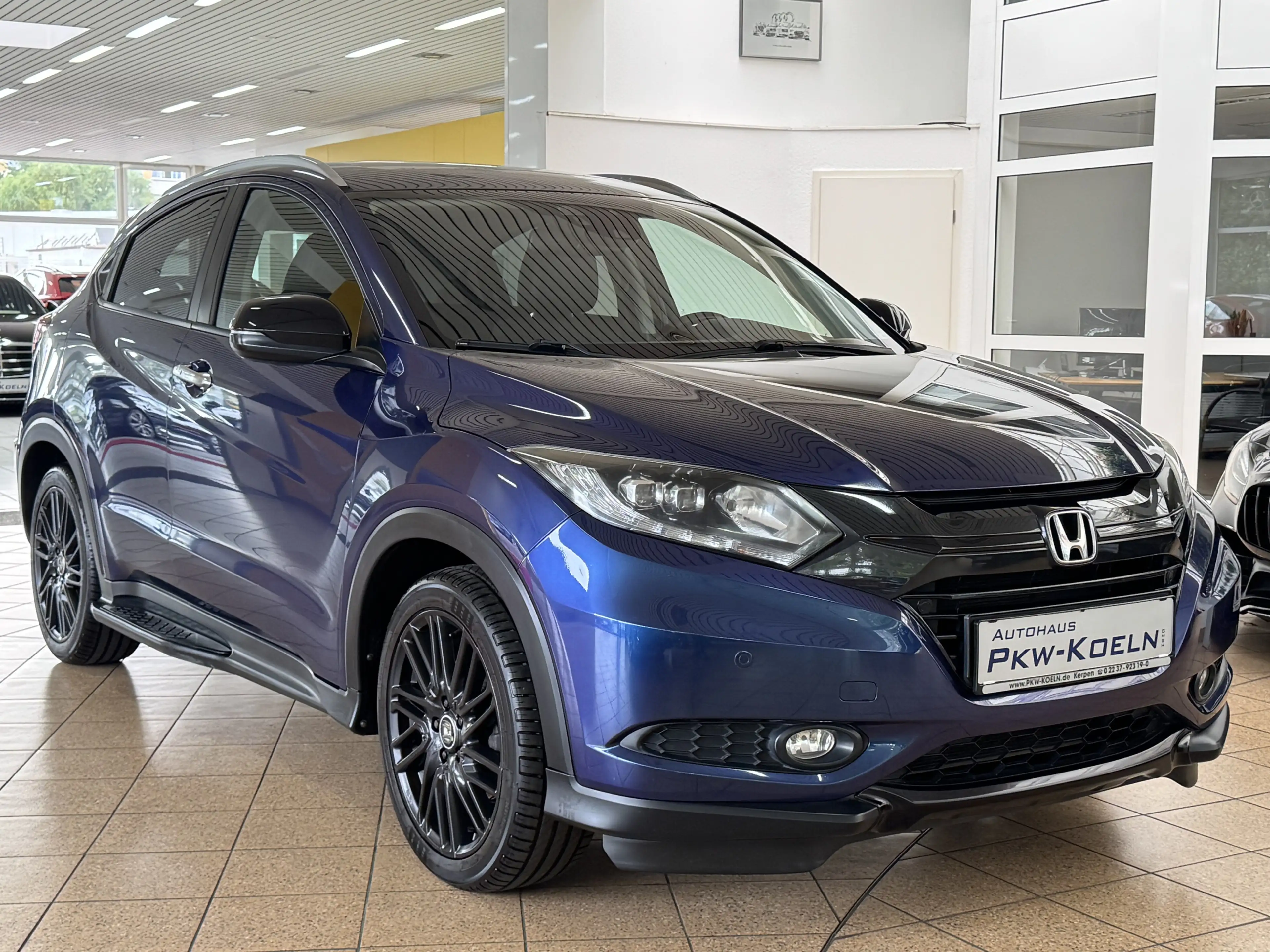 Honda HR-V 1.6 i-DTEC Executive*PANO*NAVi*KAMERA*LED* — photo 3