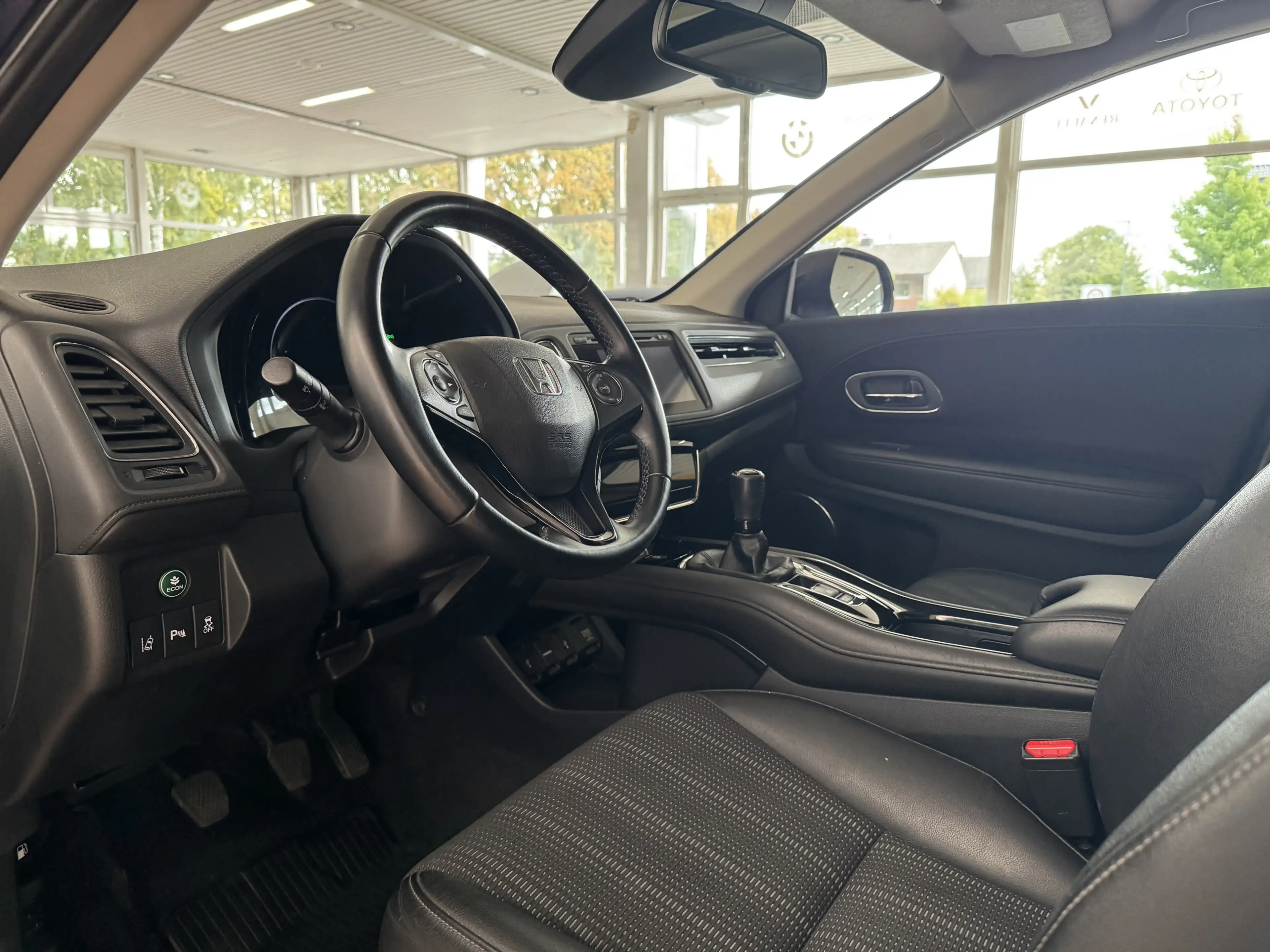 Honda HR-V 1.6 i-DTEC Executive*PANO*NAVi*KAMERA*LED* — photo 10