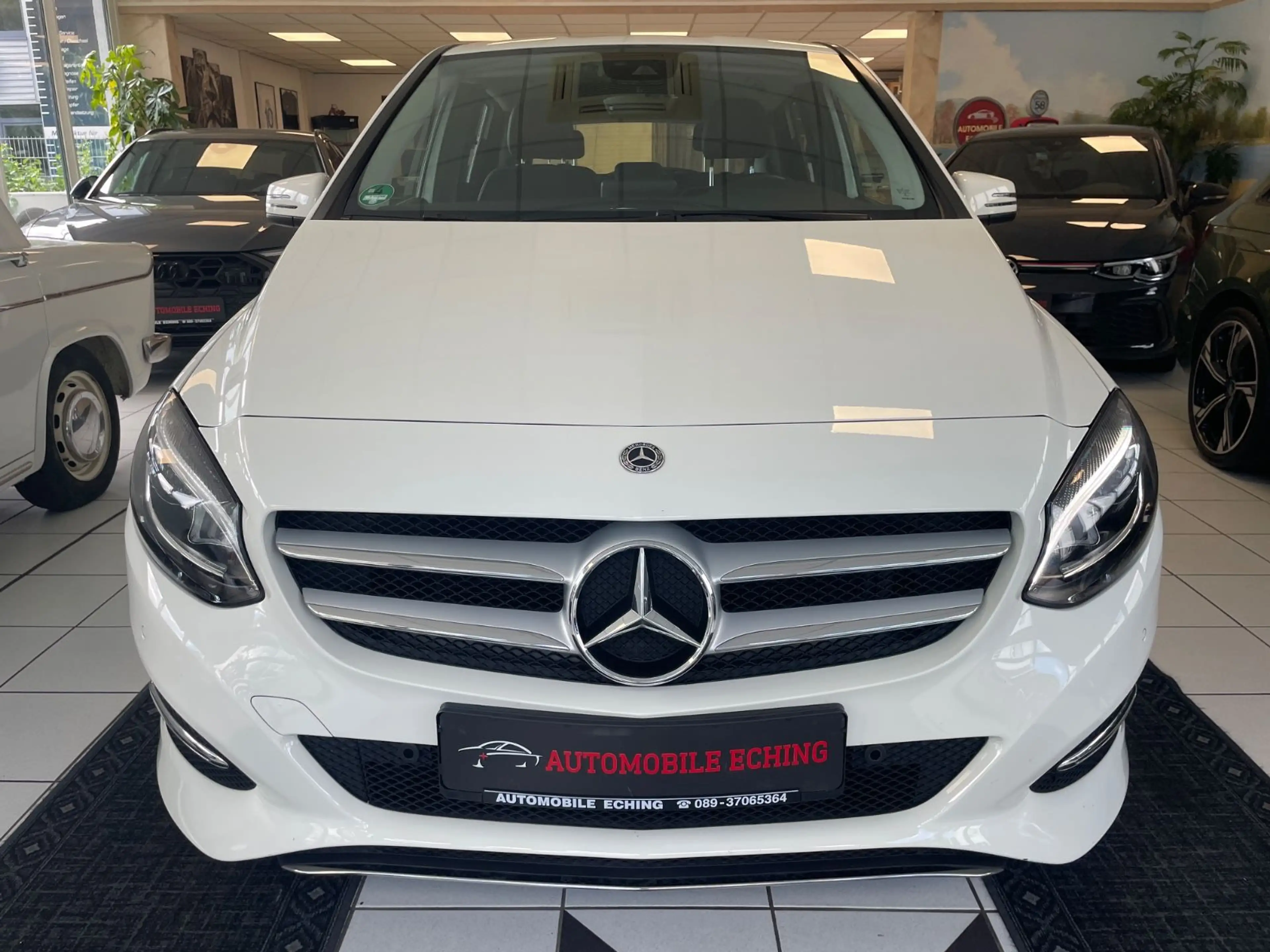 Mercedes-Benz B 220 4M Edition B Navi*Kamera*7G-DCT*LED* — photo 10