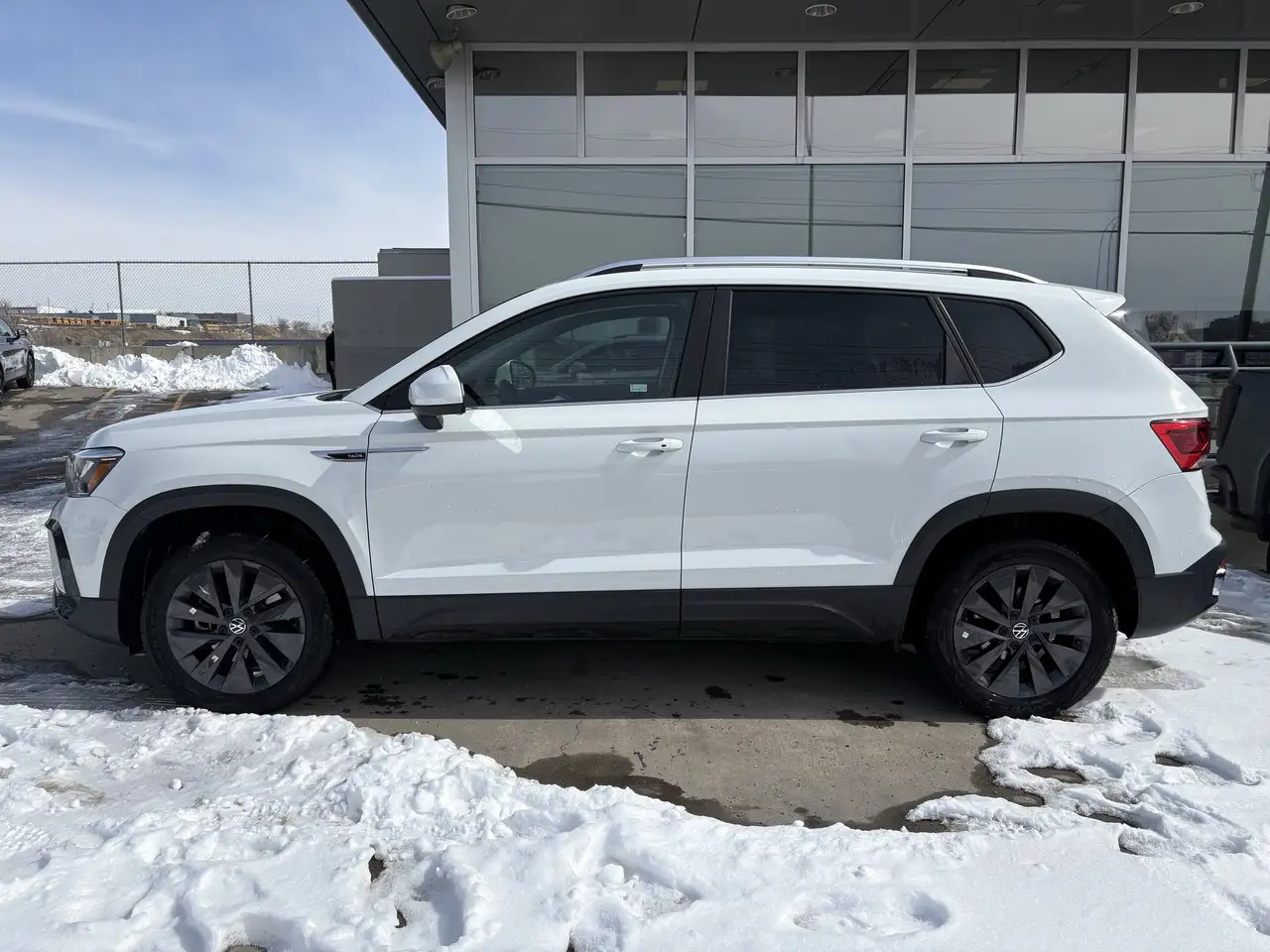 Volkswagen Taos снимка Volkswagen Taos