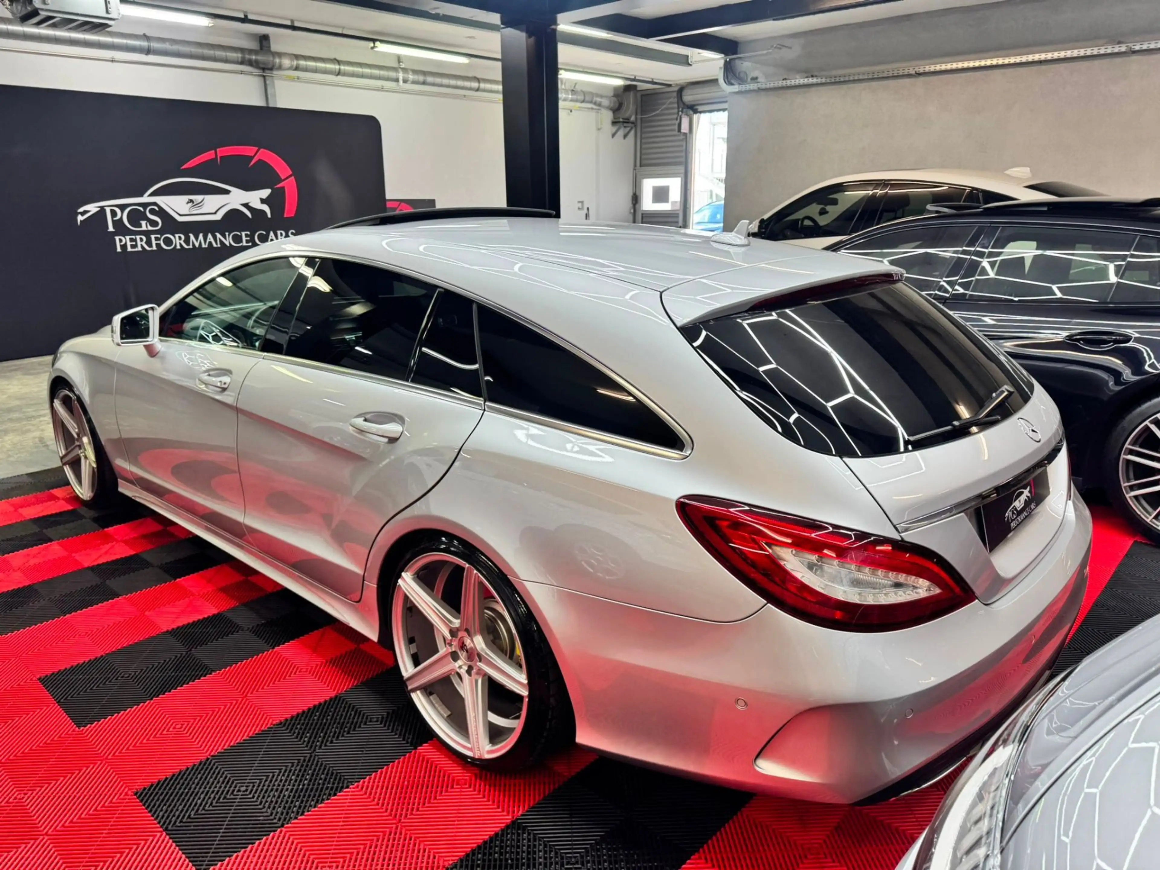 Mercedes-Benz CLS 350 BlueTEC 4MATIC Shooting Brake Aut. — photo 7