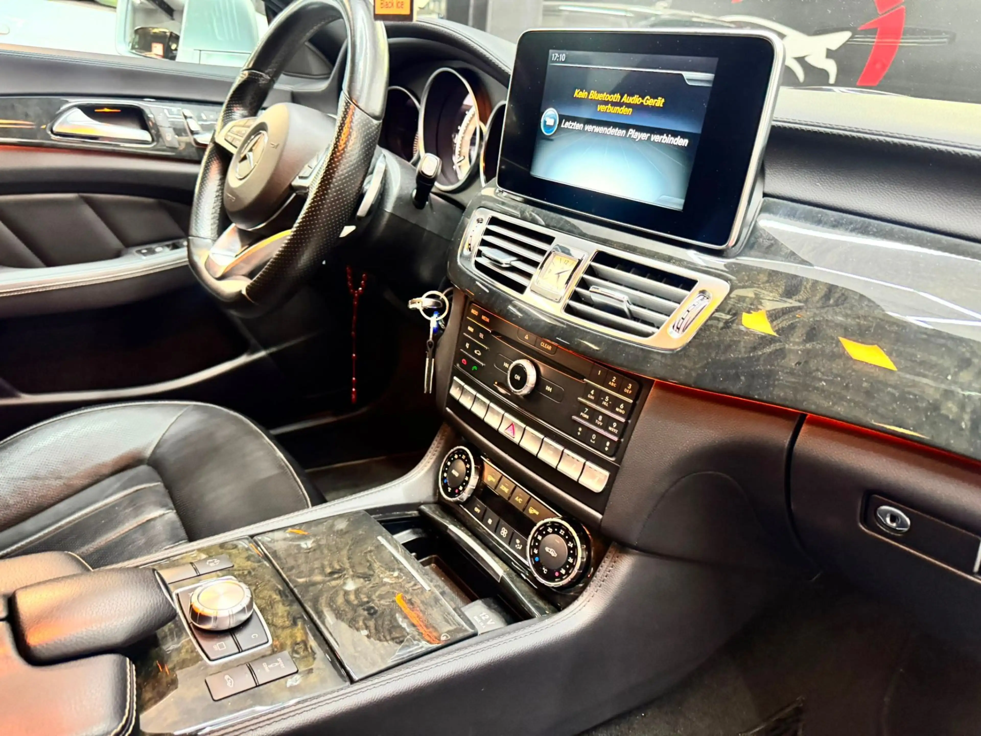 Mercedes-Benz CLS 350 BlueTEC 4MATIC Shooting Brake Aut. — photo 9