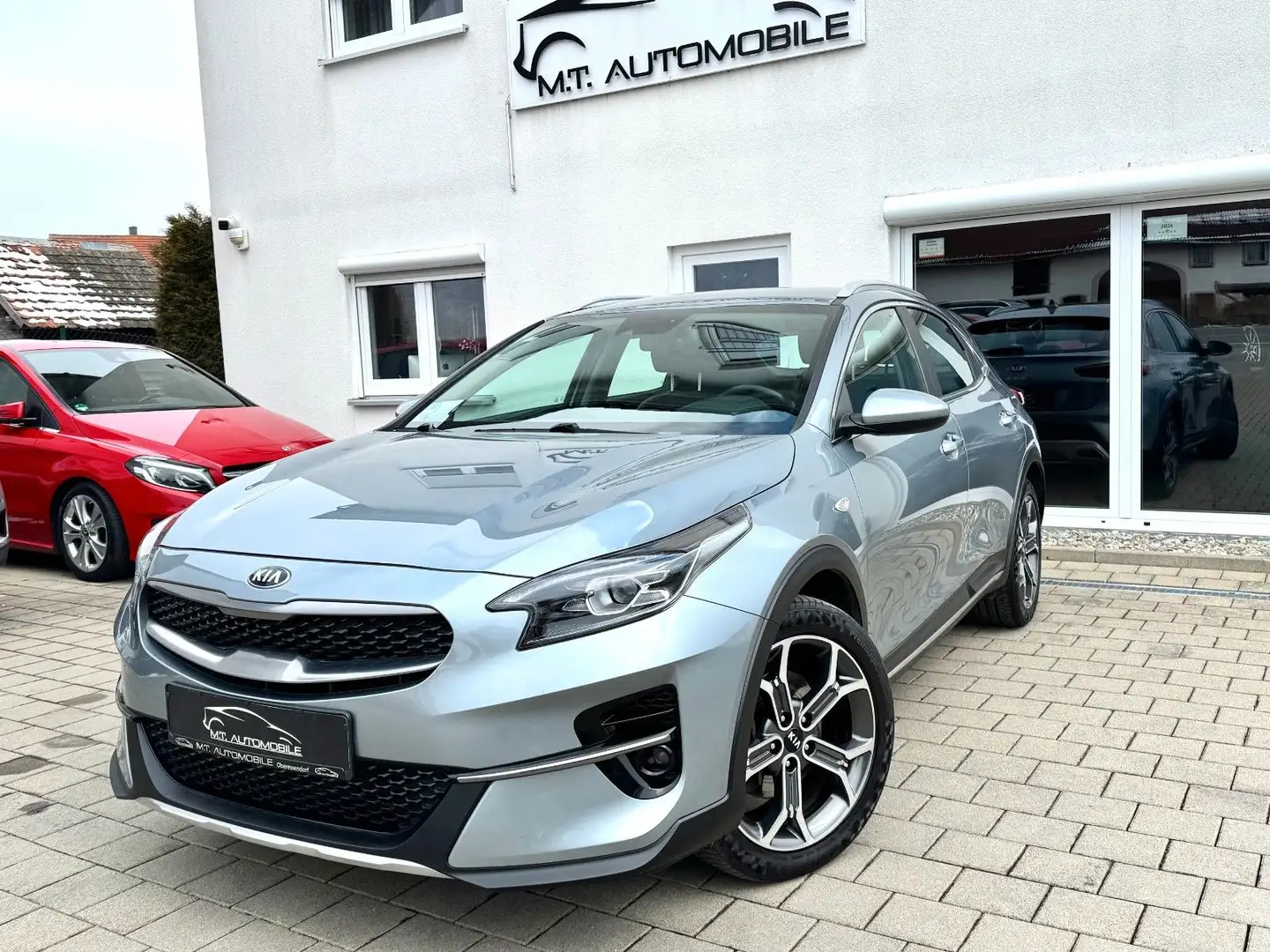 Kia XCeed Vision*KAMERA*TEMP*SHZ*NAVI*PDC*CAR-PLAY* Stříbrná - 1