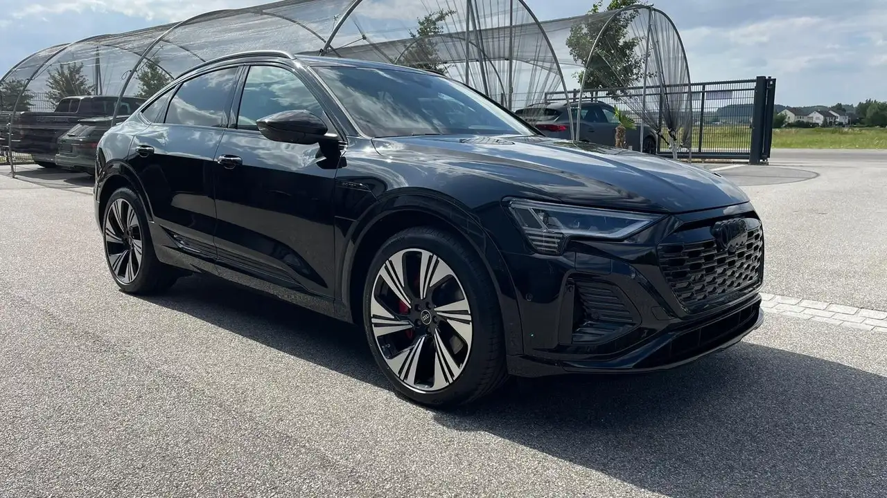 Audi Q8 e-tron