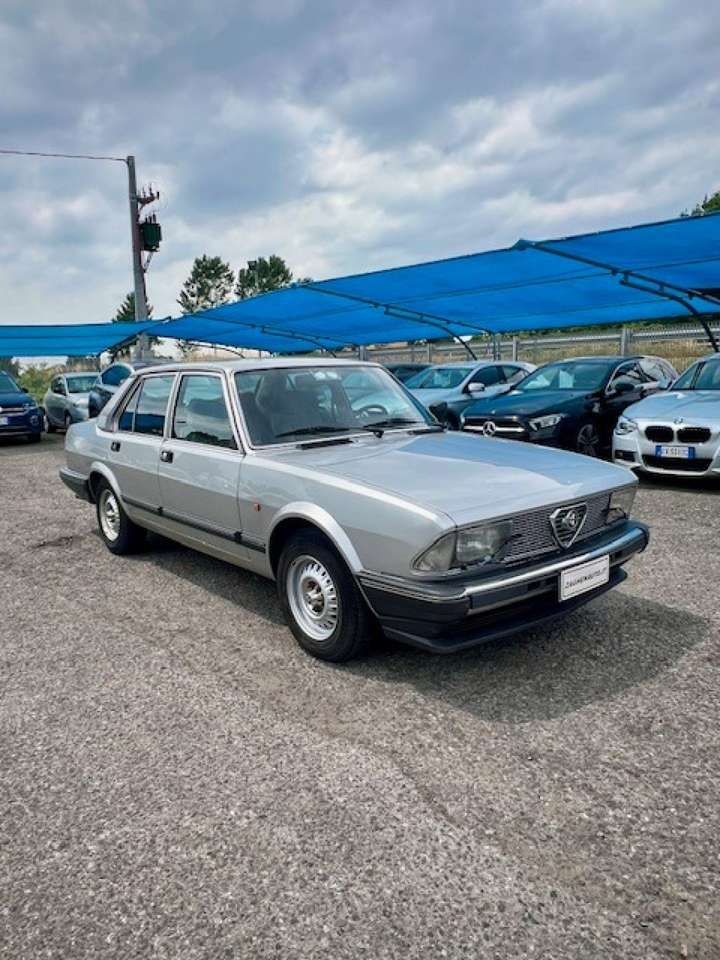 Alfa Romeo Alfetta ALFA 6 2.5 td 5